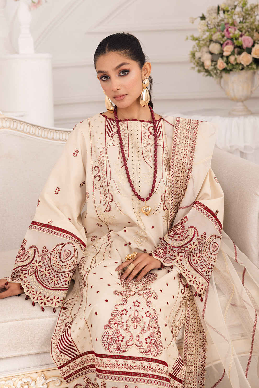 Maryum N Maria | Mira Luxury Lawn | BEHNAZ - FS50098 S Ivory Lawn