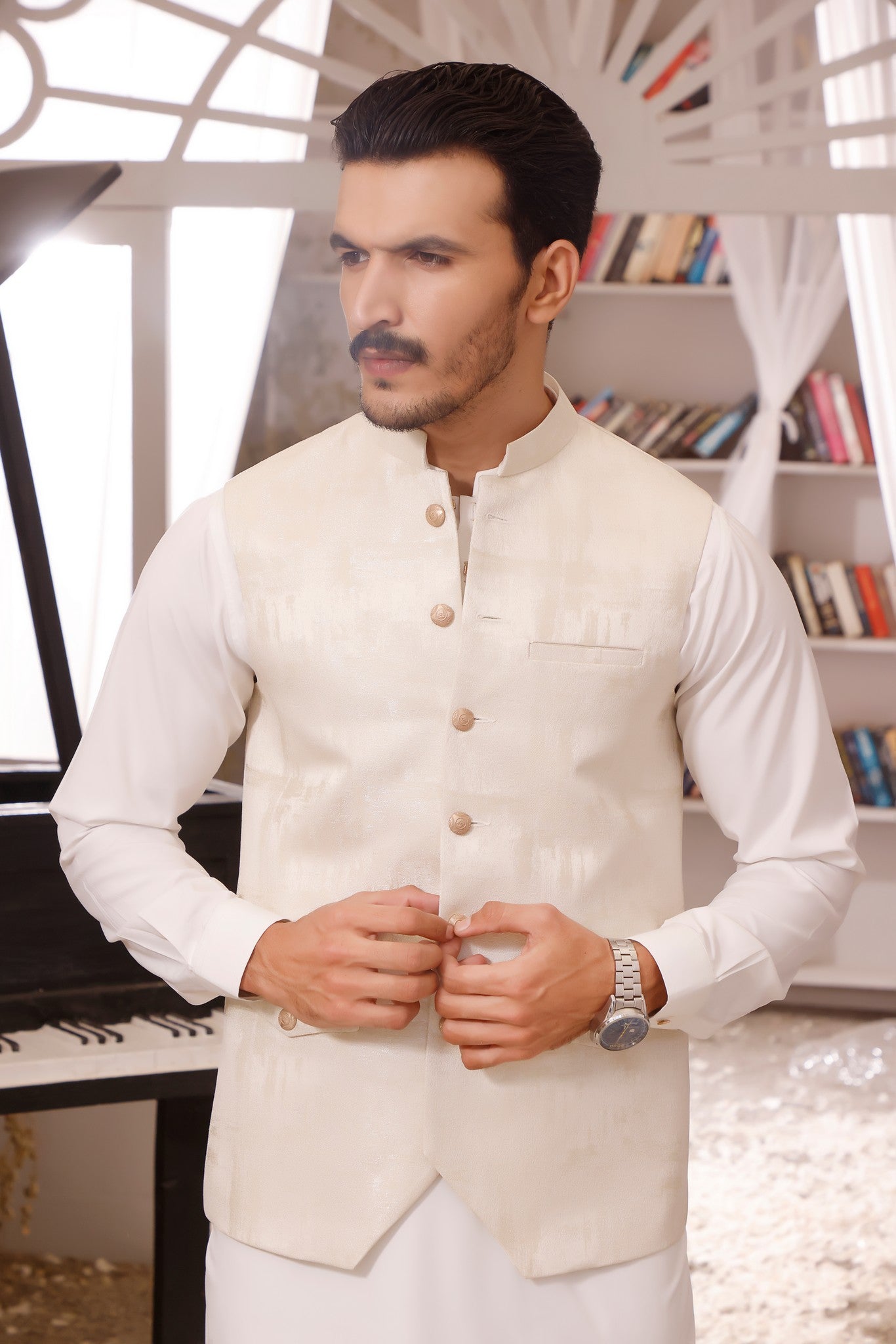TGM | Men Fancy Wedding | White Whisper (3 Piece) X-Large