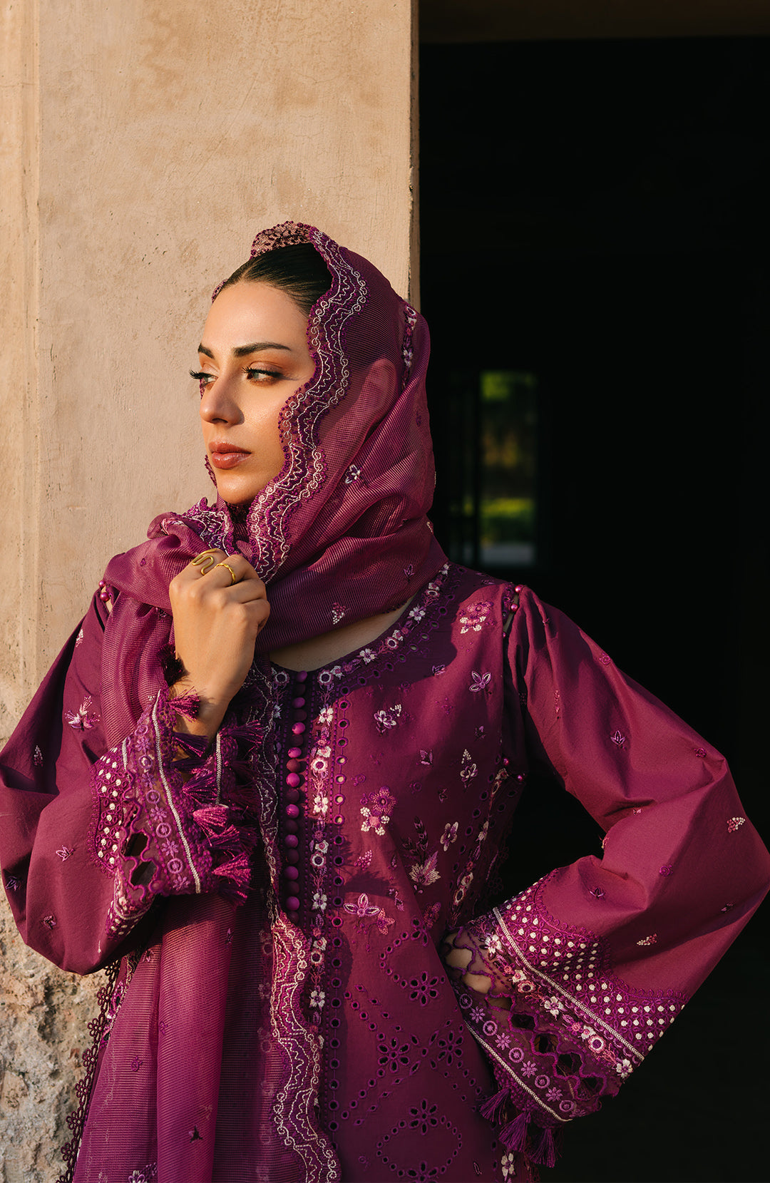 Fiona | Sarang Lawn 25 | Feride L Wine Lawn