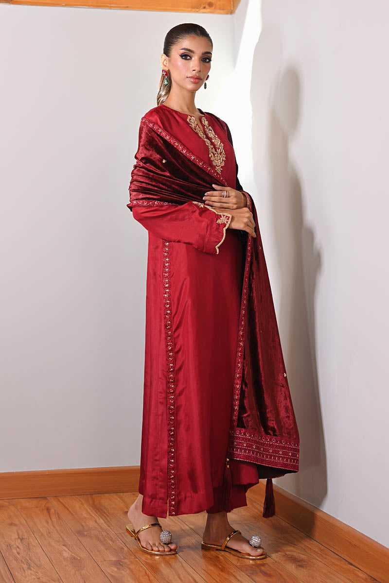 Hue Pret | Farasha Luxury Winter | Nurgul L Crimson Pure Silk