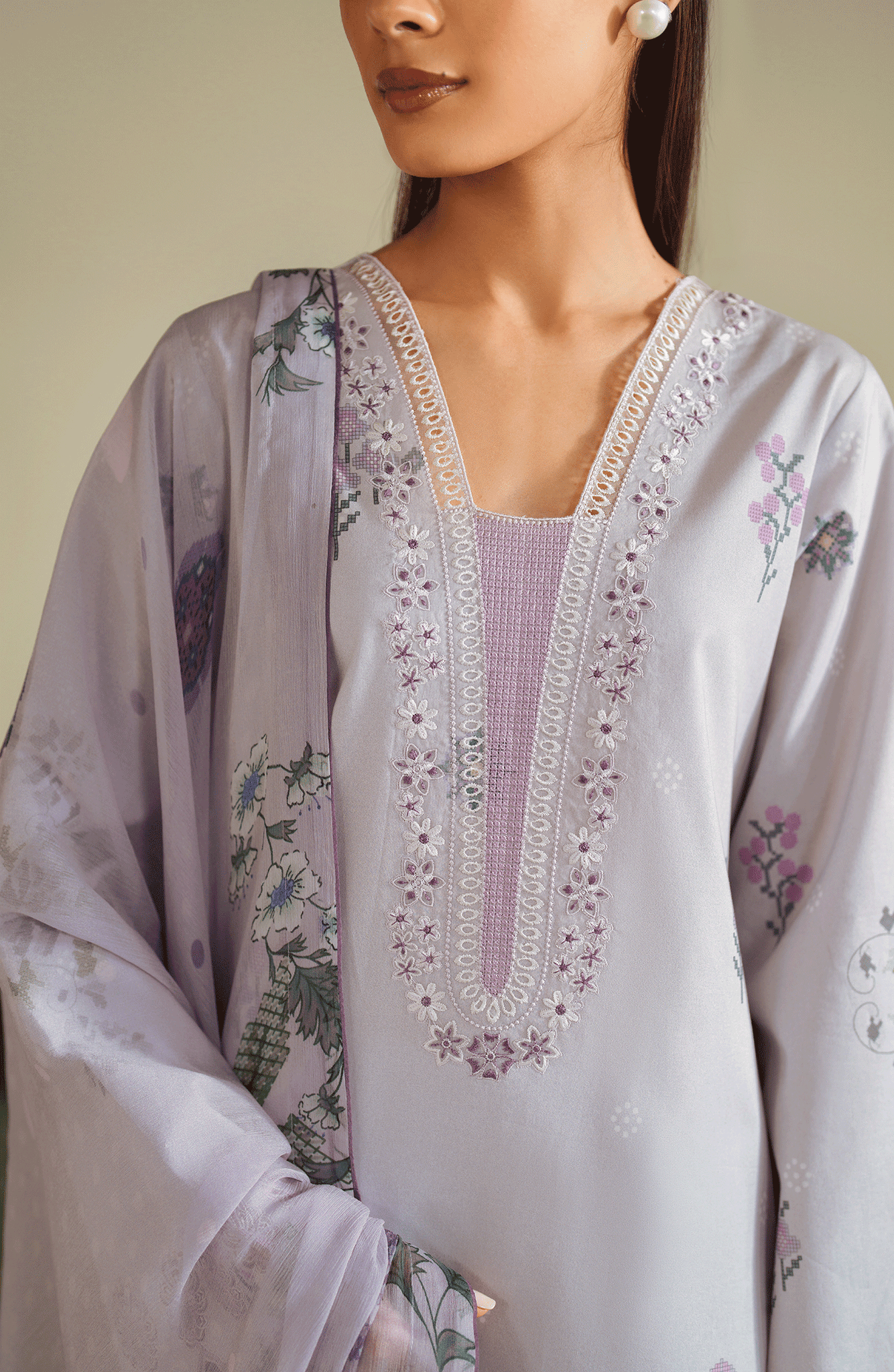 Seran | Ilara Cambric | LAVARA - Pakistani Designer Dress - by Seran - Type : Ladies Clothes - 100% Original at Saira Sultan