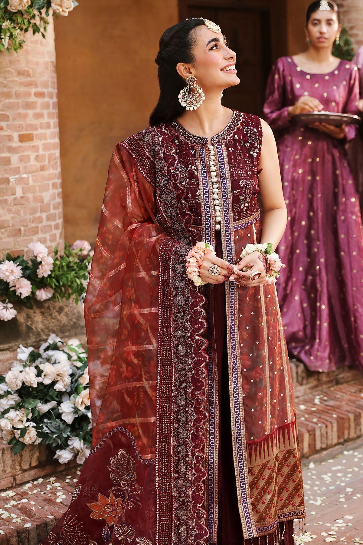 Nureh | Jhoomro Wedding Formals | NL-71 GEHNA - Pakistani Designer Dress - by Nureh | Type: Bridal - 100% Original at Saira Sultan