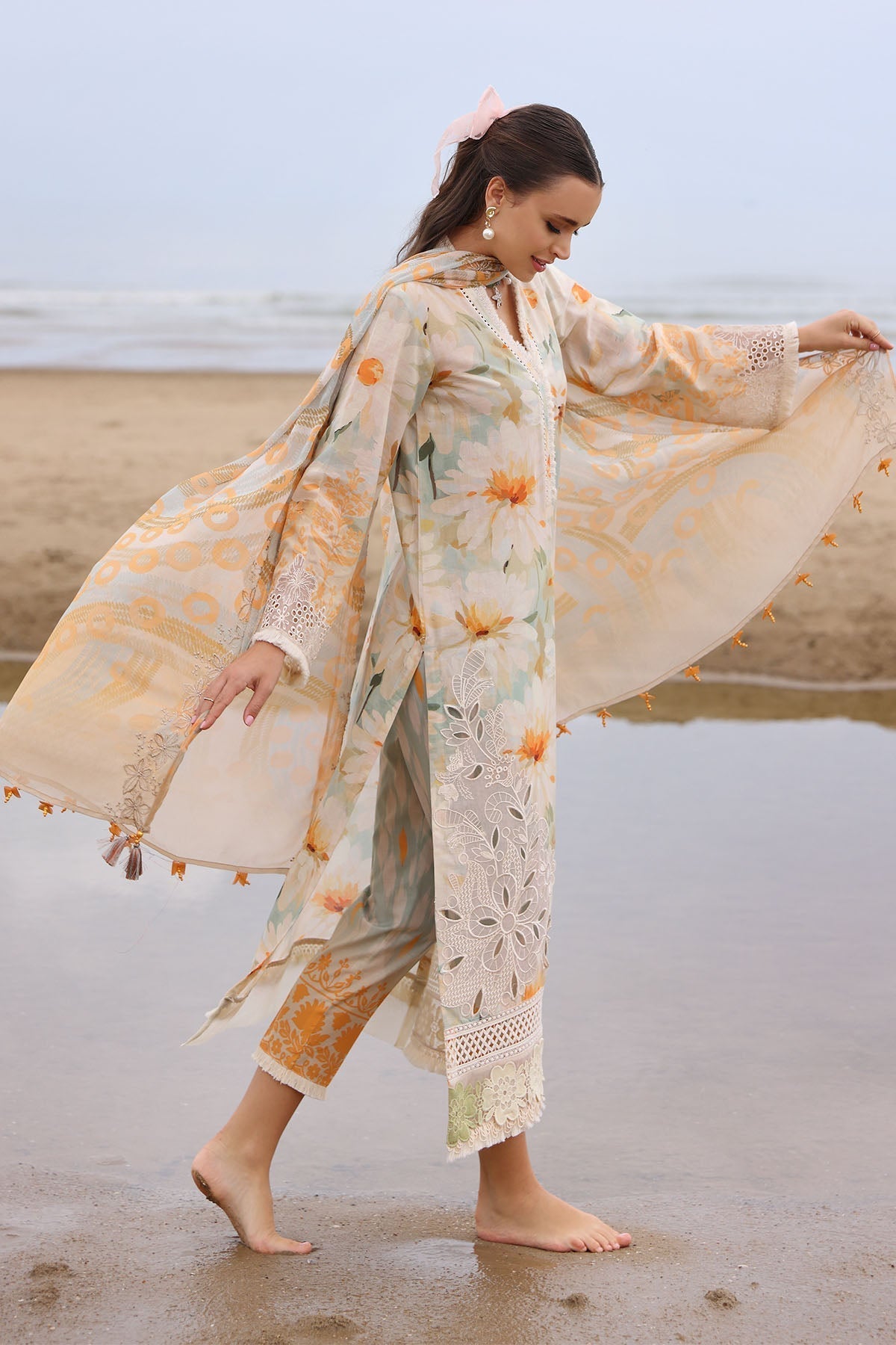 Nureh | Gardenia Embroidered Lawn 25 | NSG-169 L Ivory Lawn