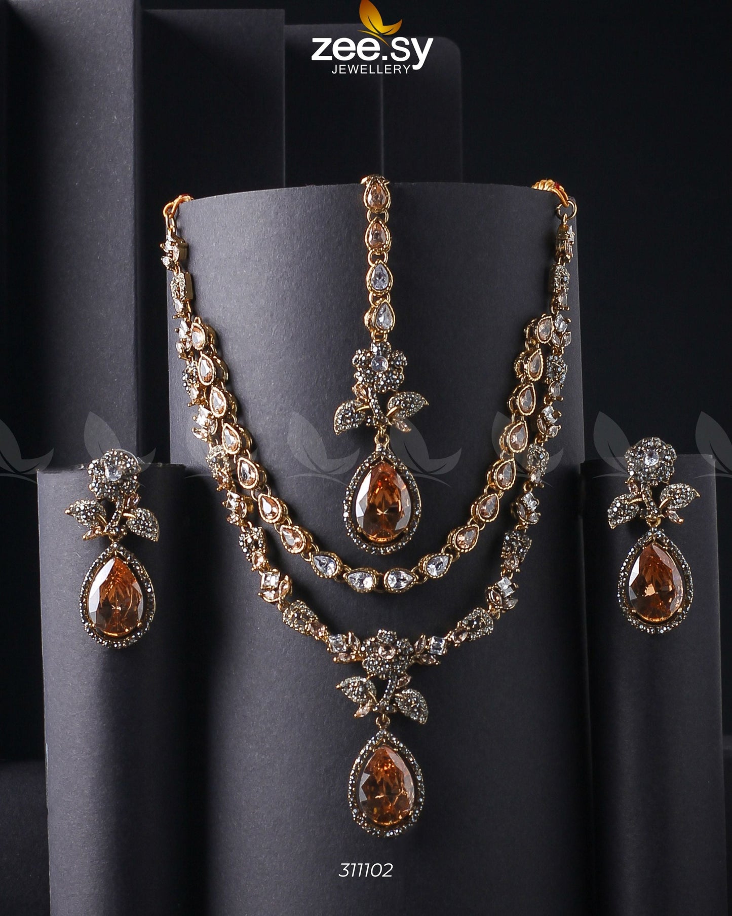 Amelia Necklace Set Golden Champagne