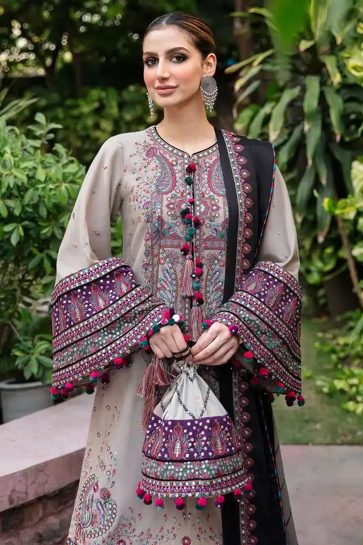 Jazmin | Dastaan Luxury Winter 23 | D7 - Pakistani Designer Dress - by Jazmin | Type: Luxury - 100% Original at Saira Sultan