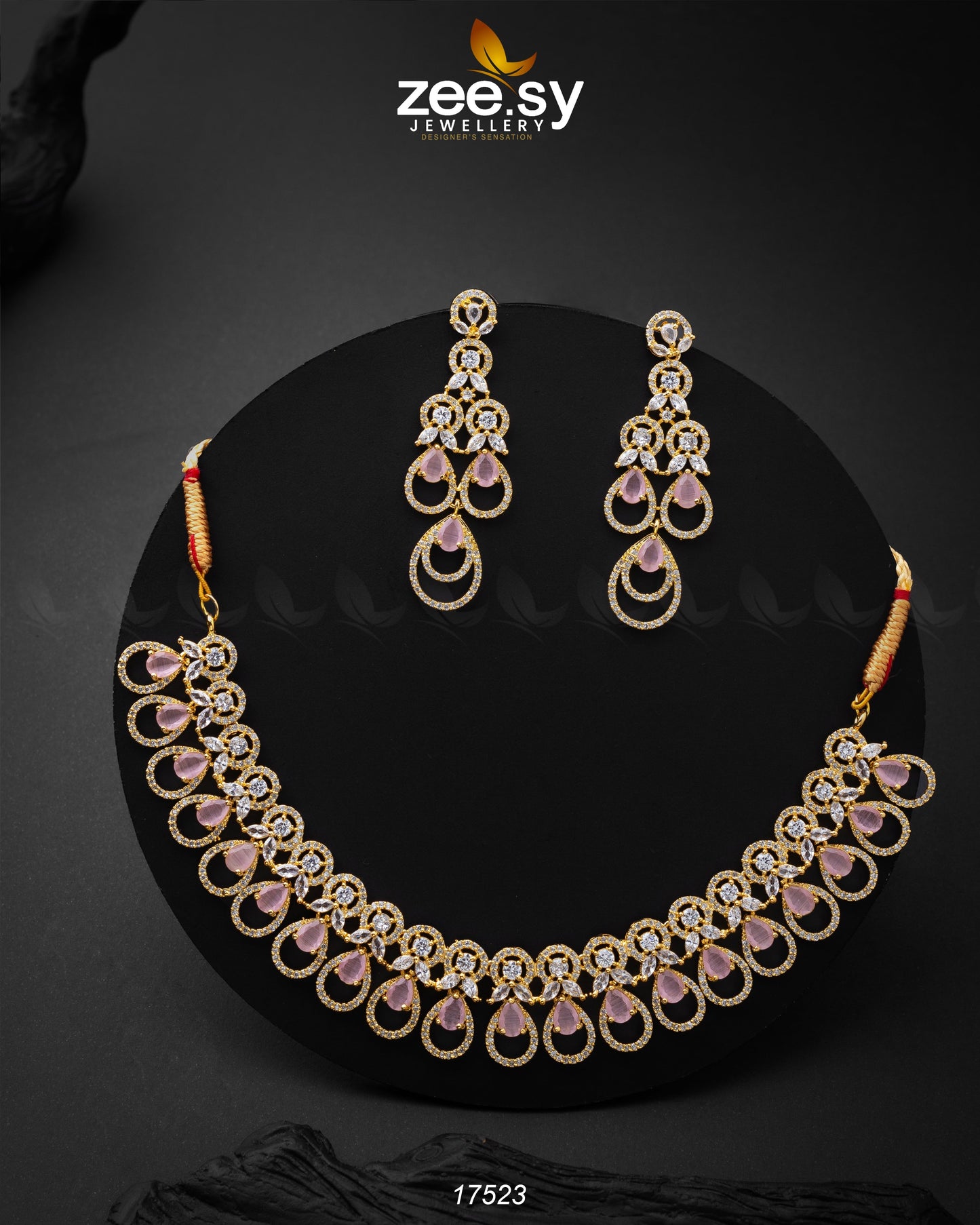 Intricate Necklace Mint Pink