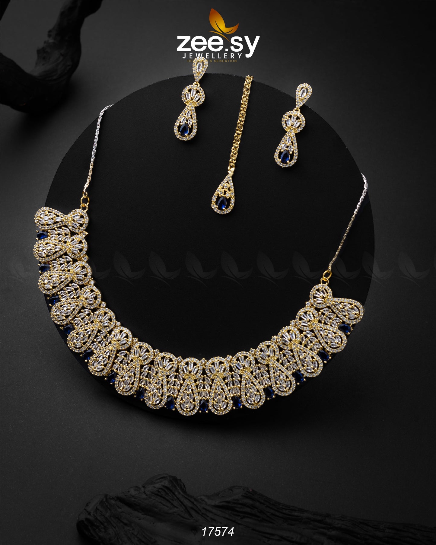 Glitz Necklace Golden Blue