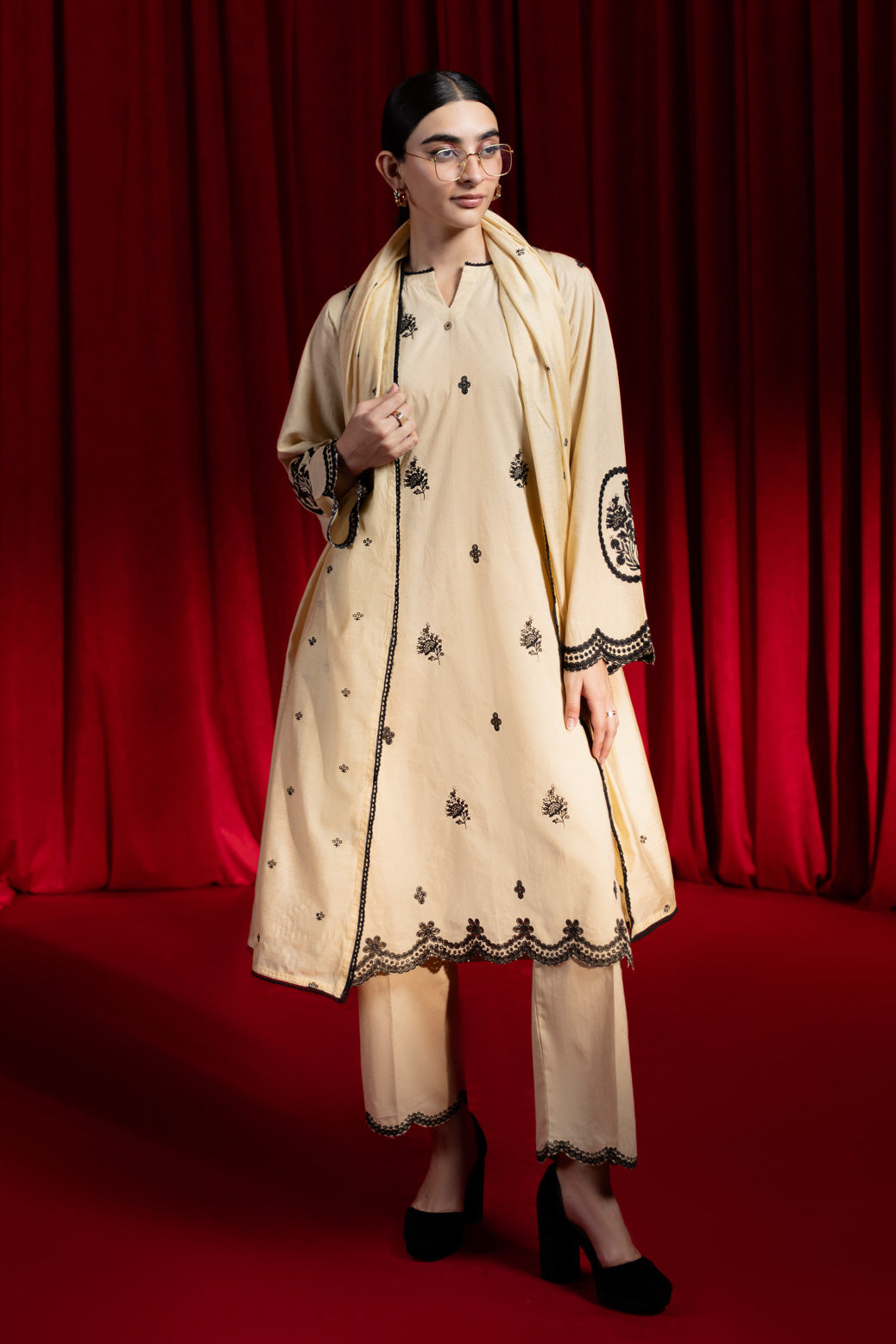 Bonanza Satrangi | Beige Jacquard 3 Piece (6S24C3P293) 8 Beige