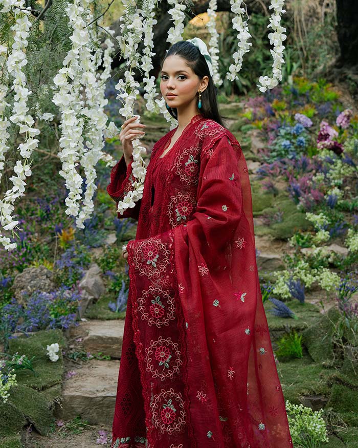 Zevk | Flora Festive Lawn | RED ROSE XL Red Lawn