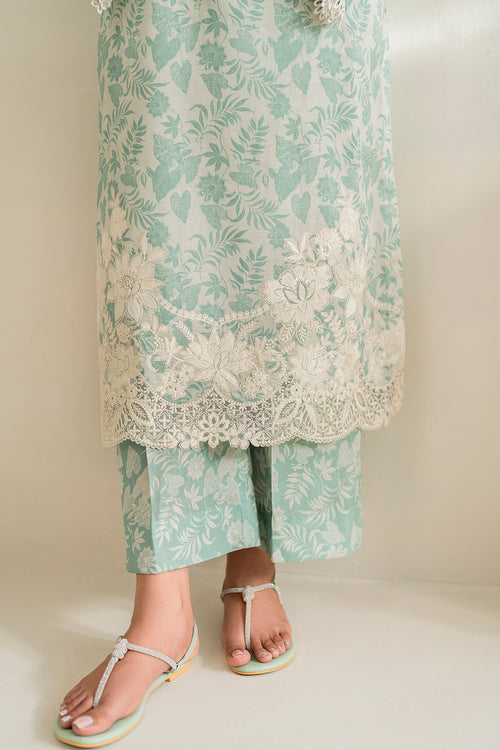 Baroque | Luxury Pret 24 | LAWN UF-677 - Pakistani Designer Dress - by Baroque | Type: Luxury - 100% Original at Saira Sultan
