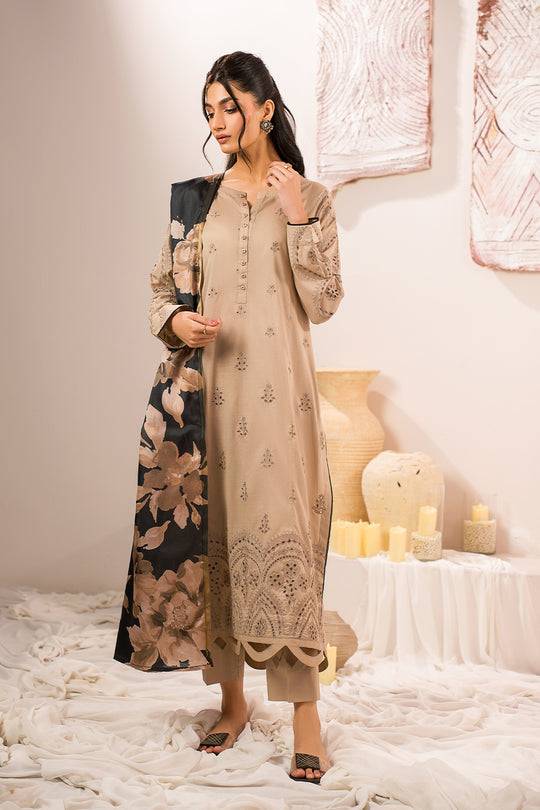 Iznik | Lawnkari 24 | UE-192 MESMERIC - Pakistani Designer Dress - by Iznik | Type: Formal - 100% Original at Saira Sultan