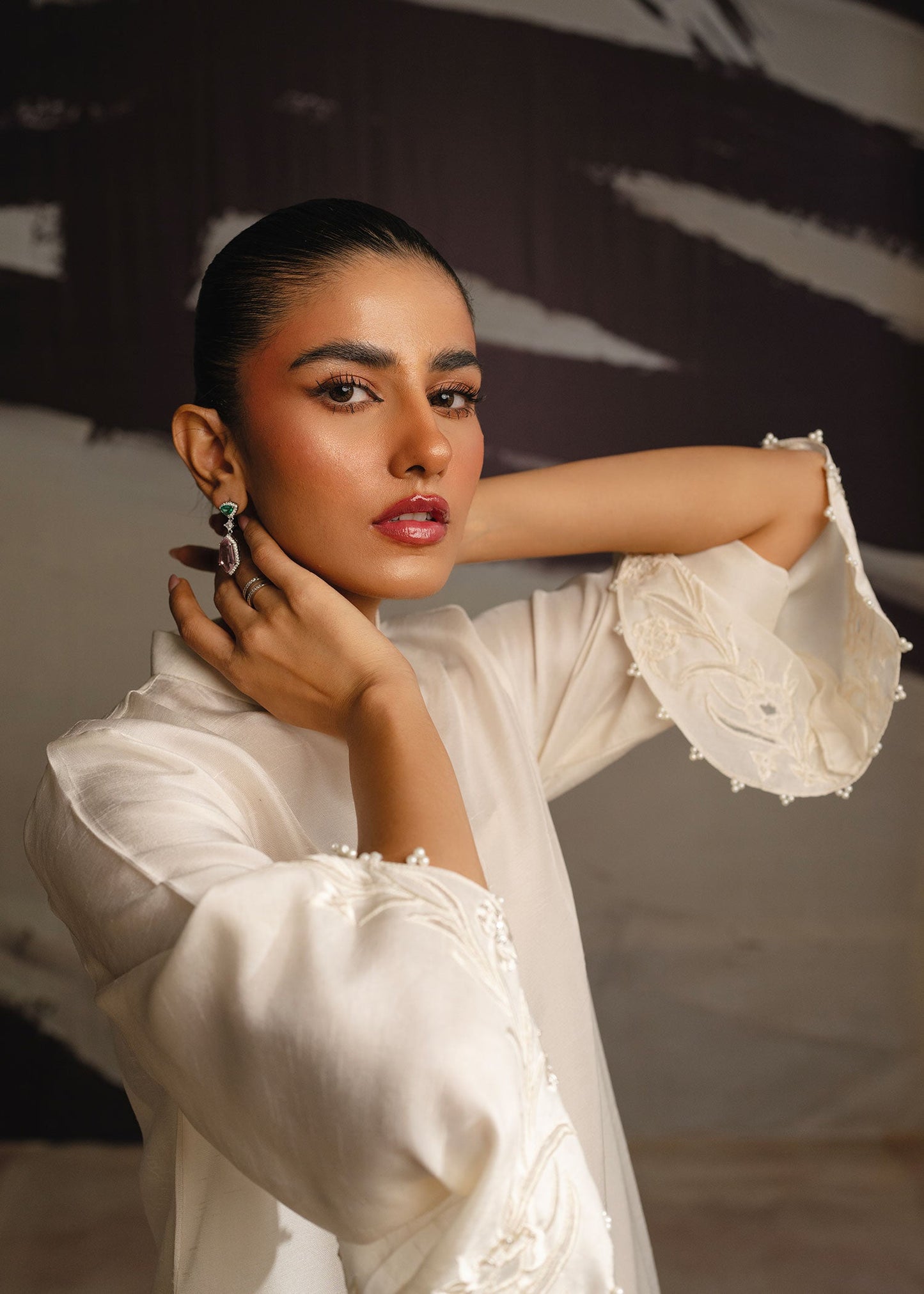 Mahgul | Eye of Cemal | Misty Floral XL Ivory Korean Raw Silk