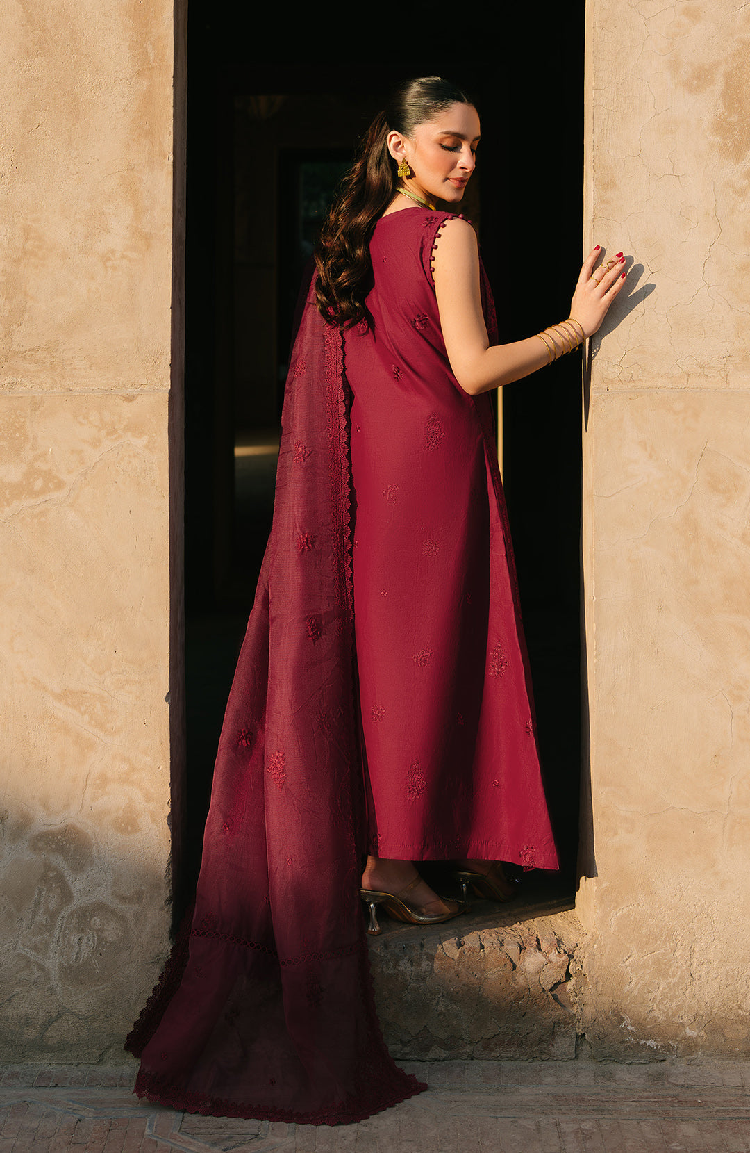 Fiona | Sarang Lawn 25 | Amira S Maroon Lawn