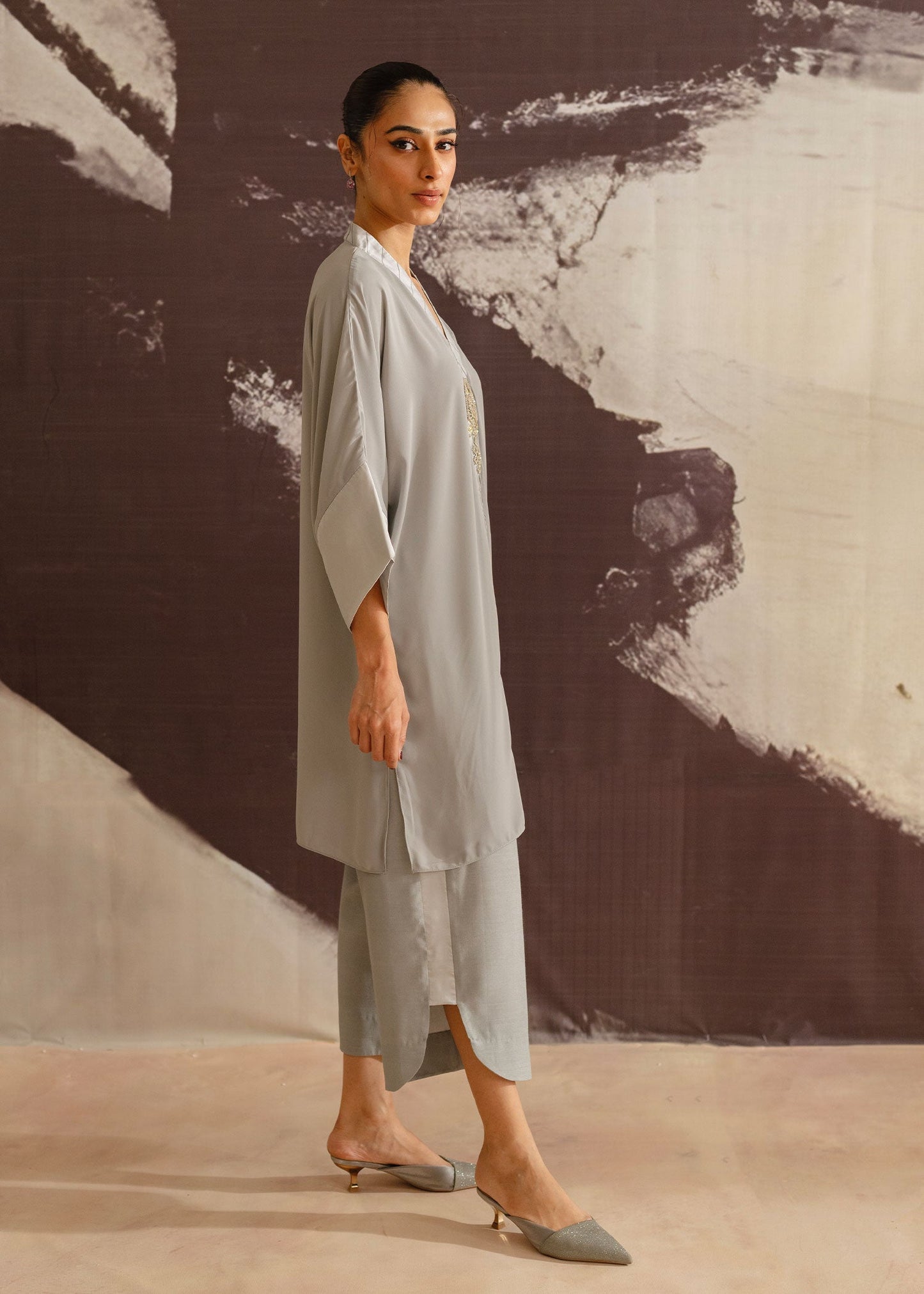 Mahgul | Eye of Cemal | Grey Jewel XL Gray Georgette chiffon
