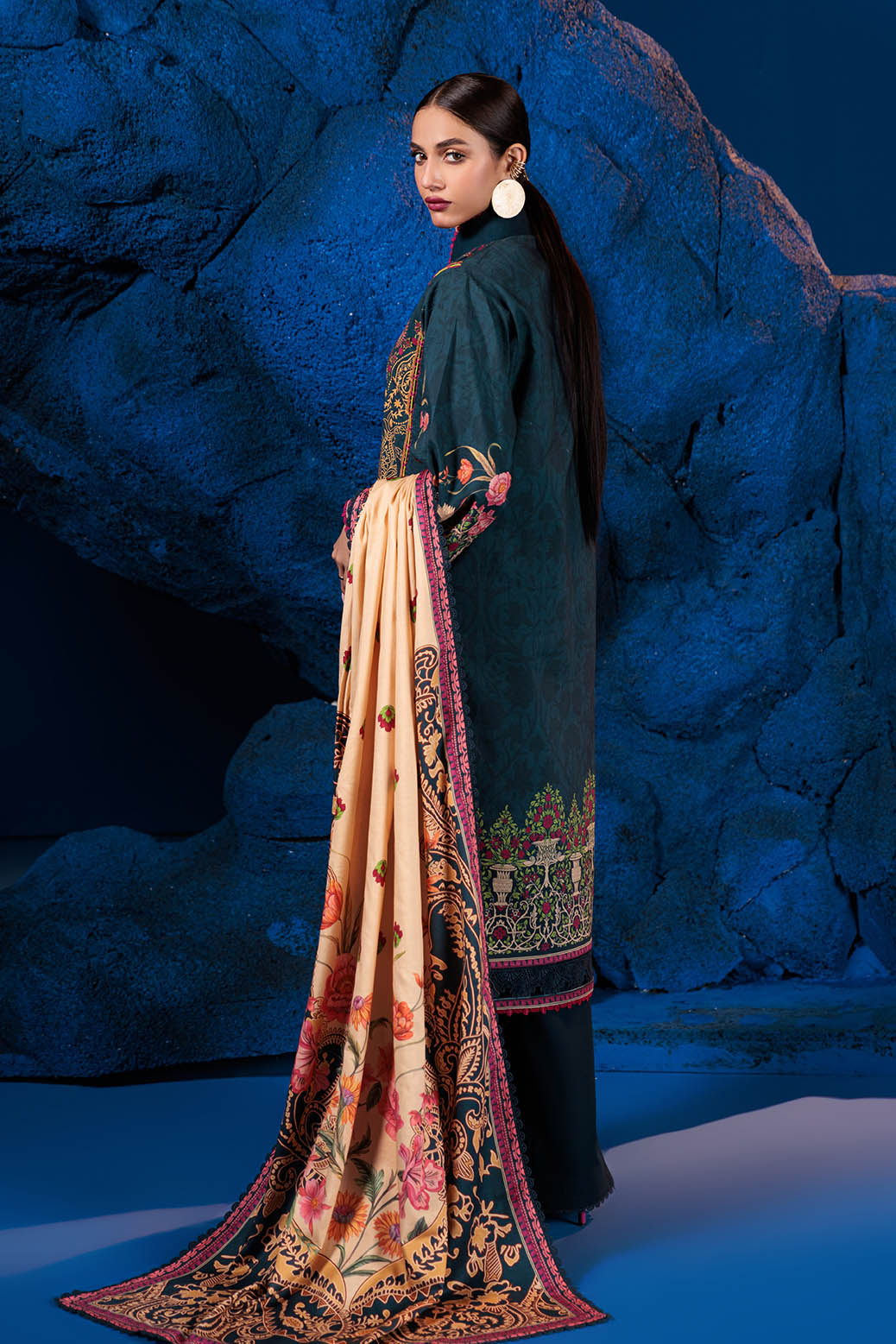 Bonanza Satrangi | Pacific 3 Pc (7W24P3P226)