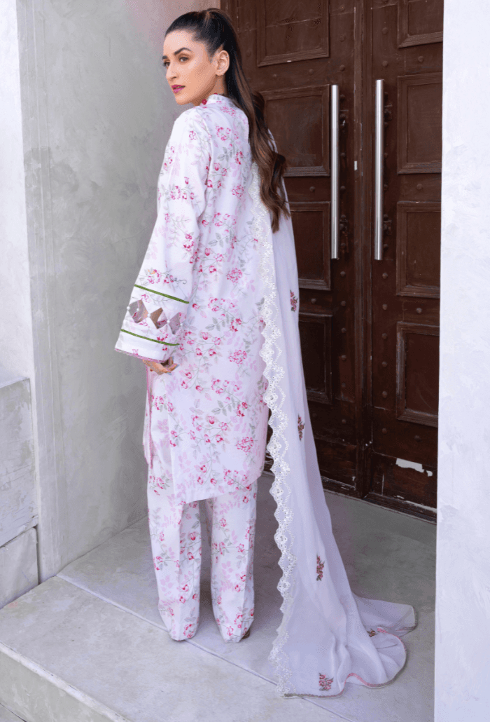 Humdum | Gardenia Lawn 24 | PLG 3 - D08 - Pakistani Designer Dress - by HumDum | Type: Luxury - 100% Original at Saira Sultan