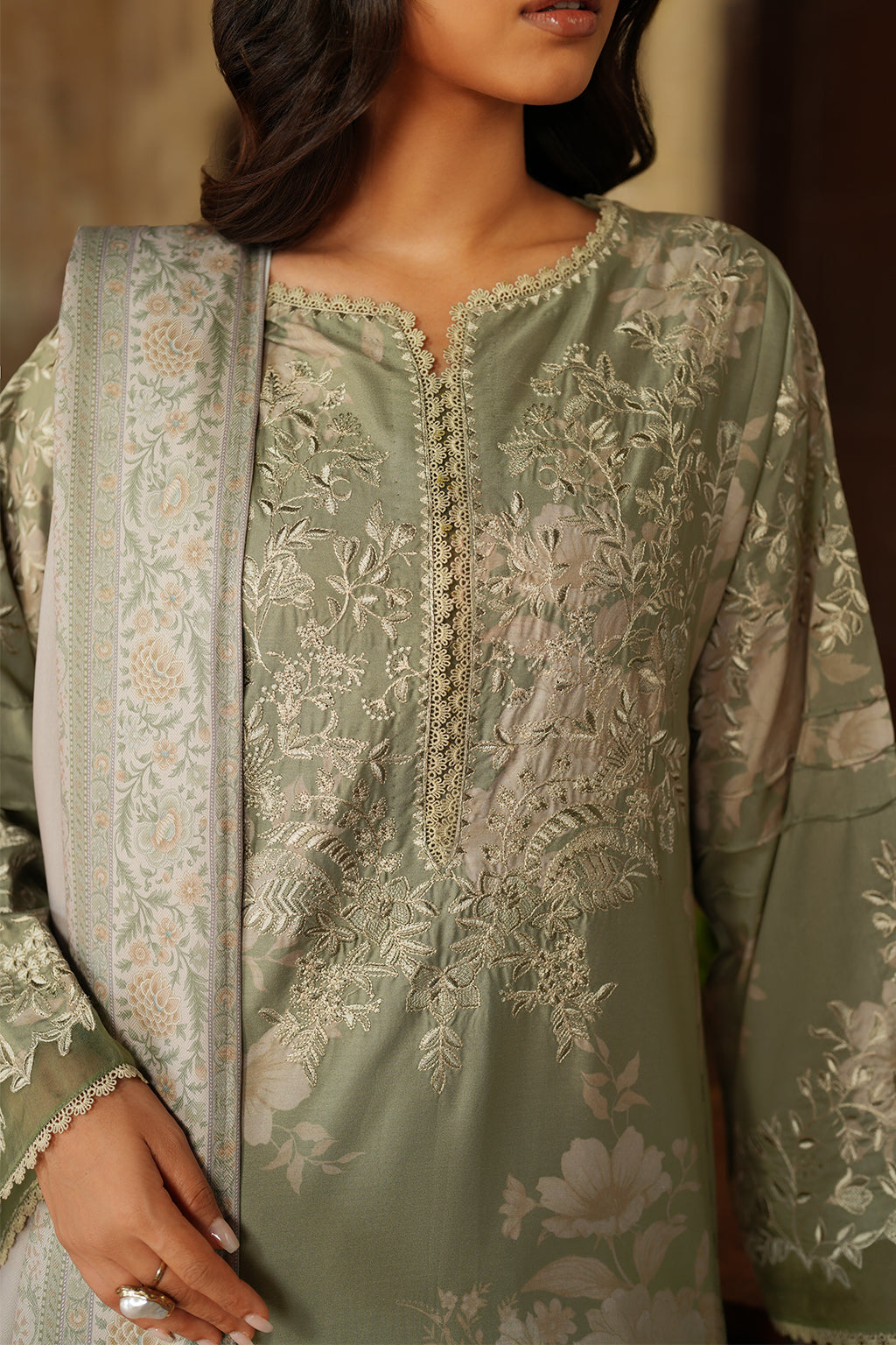 Iznik | Winter 25 | IPF-08 - Pakistani Designer Dress - by Iznik - Type : Ladies Clothes - 100% Original at Saira Sultan