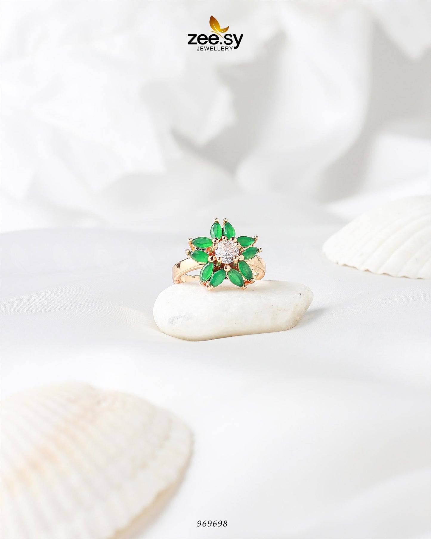Daisy Ring Green