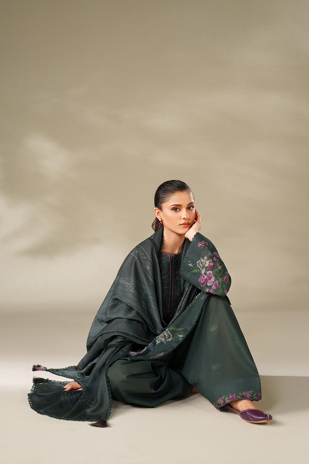 Iznik | Winter Chapter 25 | UE-567 Printed Khaddar by Iznik - Designer Dress - Type : Ladies Clothes - Available at Saira Sultan - 100% Original