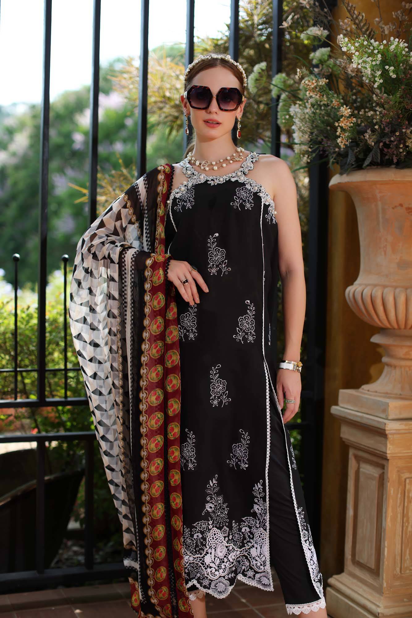 Noor by Saadia Asad | Eid Luxe Printkari 24 | D6 - Pakistani Designer Dress - by Noor by Saadia Asad | Type: Luxury - 100% Original at Saira Sultan
