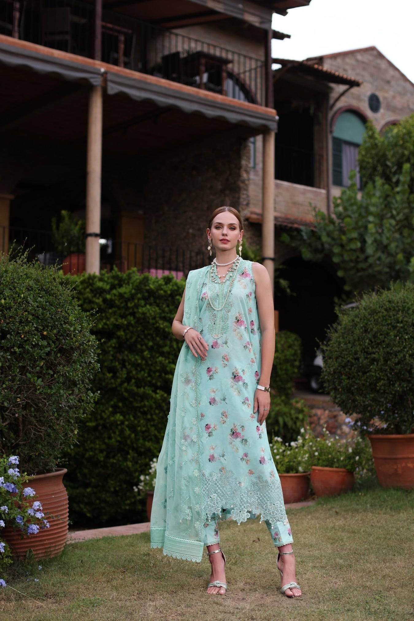 Noor by Saadia Asad | Eid Luxe Printkari 24 | D5 - Pakistani Designer Dress - by Noor by Saadia Asad | Type: Luxury - 100% Original at Saira Sultan