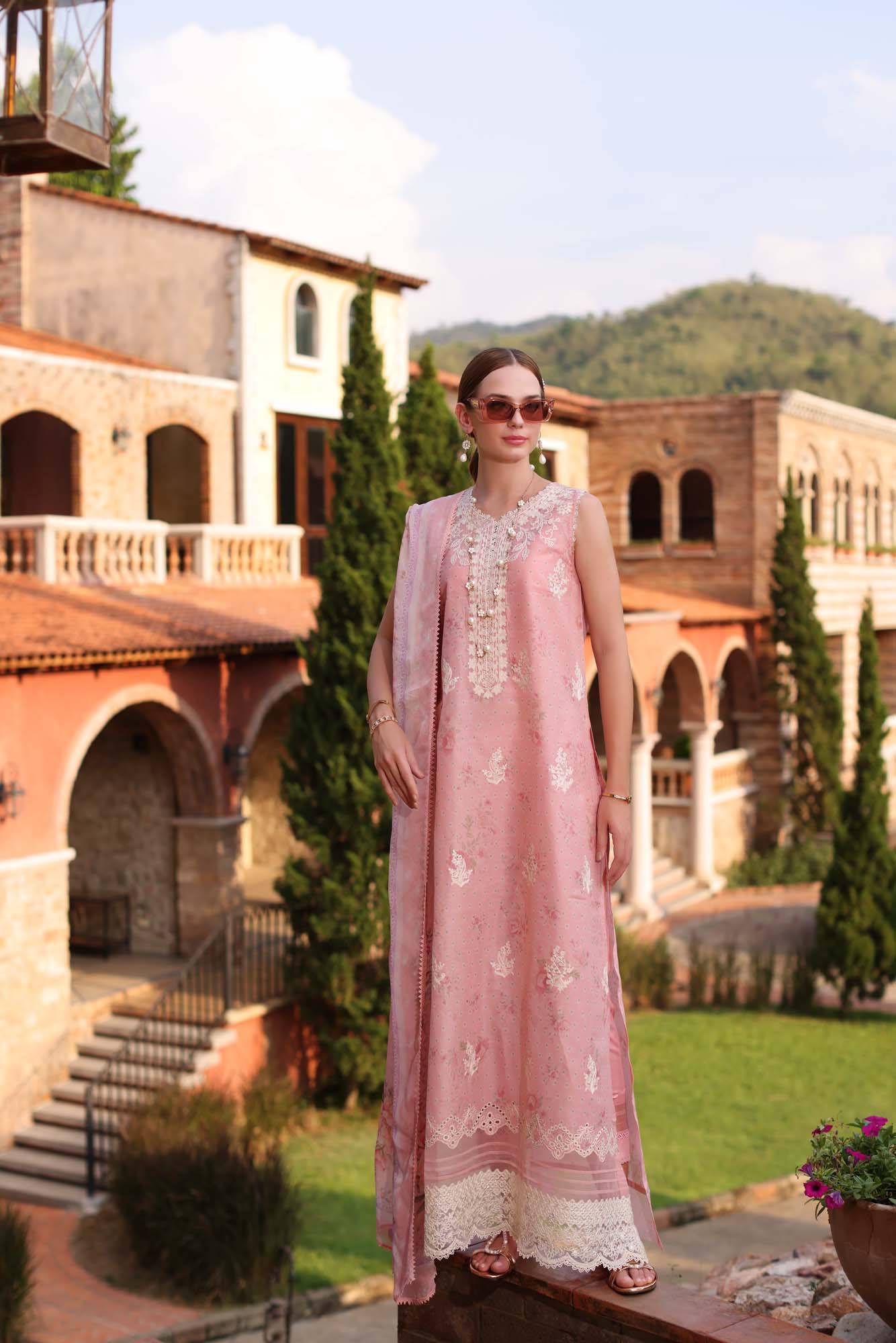 Noor by Saadia Asad | Eid Luxe Printkari 24 | D7 - Pakistani Designer Dress - by Noor by Saadia Asad | Type: Luxury - 100% Original at Saira Sultan