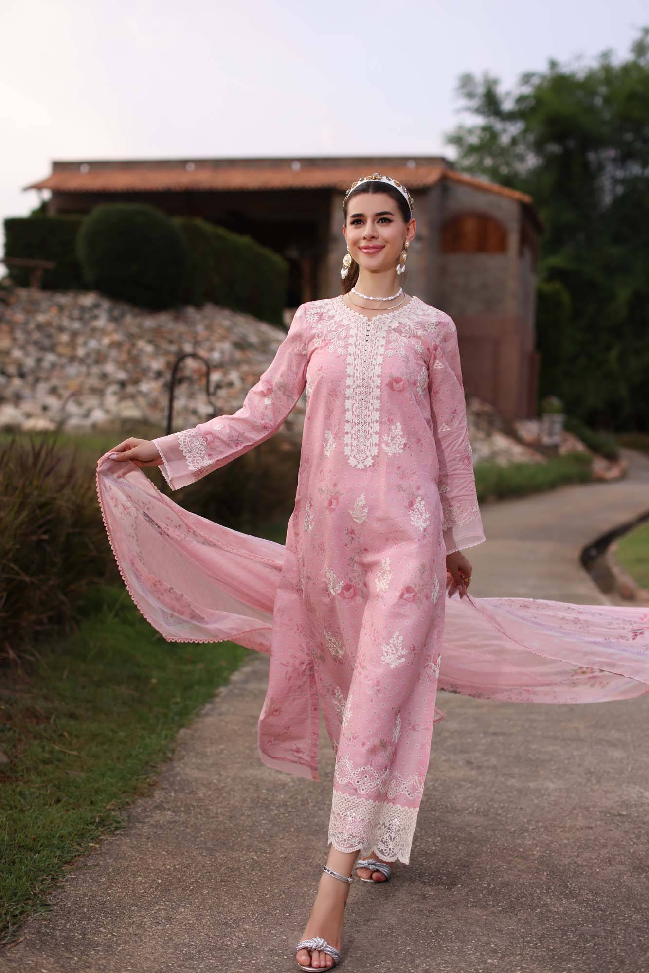 Noor by Saadia Asad | Eid Luxe Printkari 24 | D7 - Pakistani Designer Dress - by Noor by Saadia Asad | Type: Luxury - 100% Original at Saira Sultan