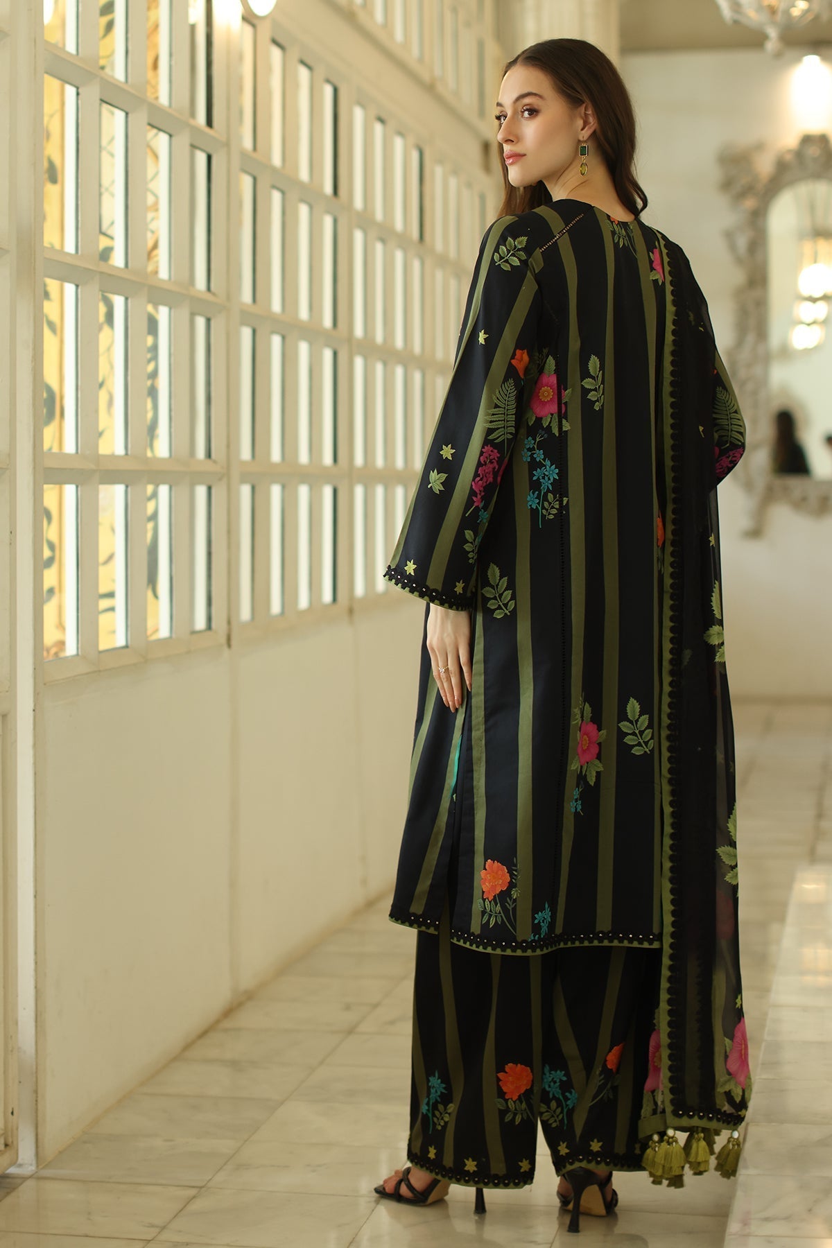Charizma | Aniq Lawn Collection | AN5-07 S Black Lawn