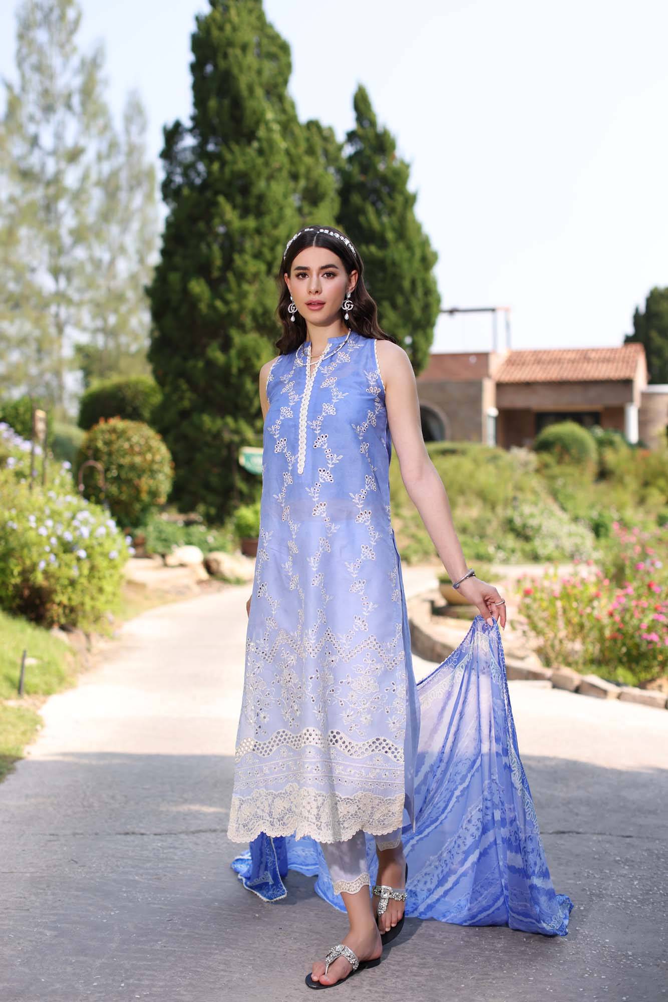 Noor by Saadia Asad | Eid Luxe Printkari 24 | D8 - Pakistani Designer Dress - by Noor by Saadia Asad | Type: Luxury - 100% Original at Saira Sultan