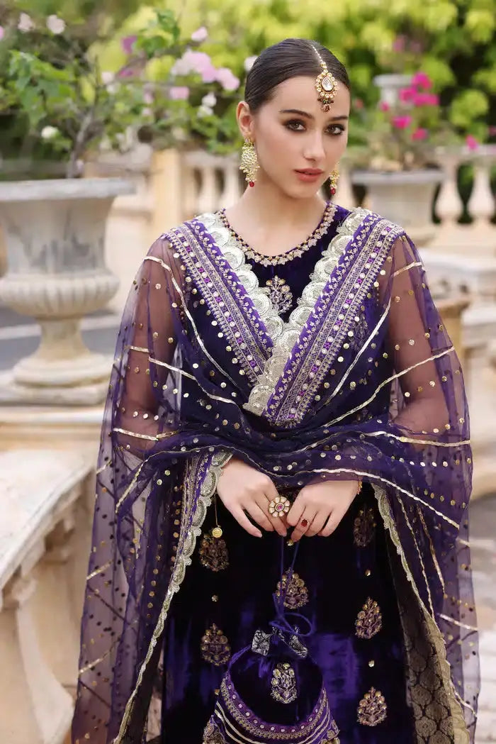 Noor by Saadia Asad | Kaani Wedding Formals 23 | D4 - Pakistani Designer Dress - by Noor by Saadia Asad | Type: Formal - 100% Original at Saira Sultan