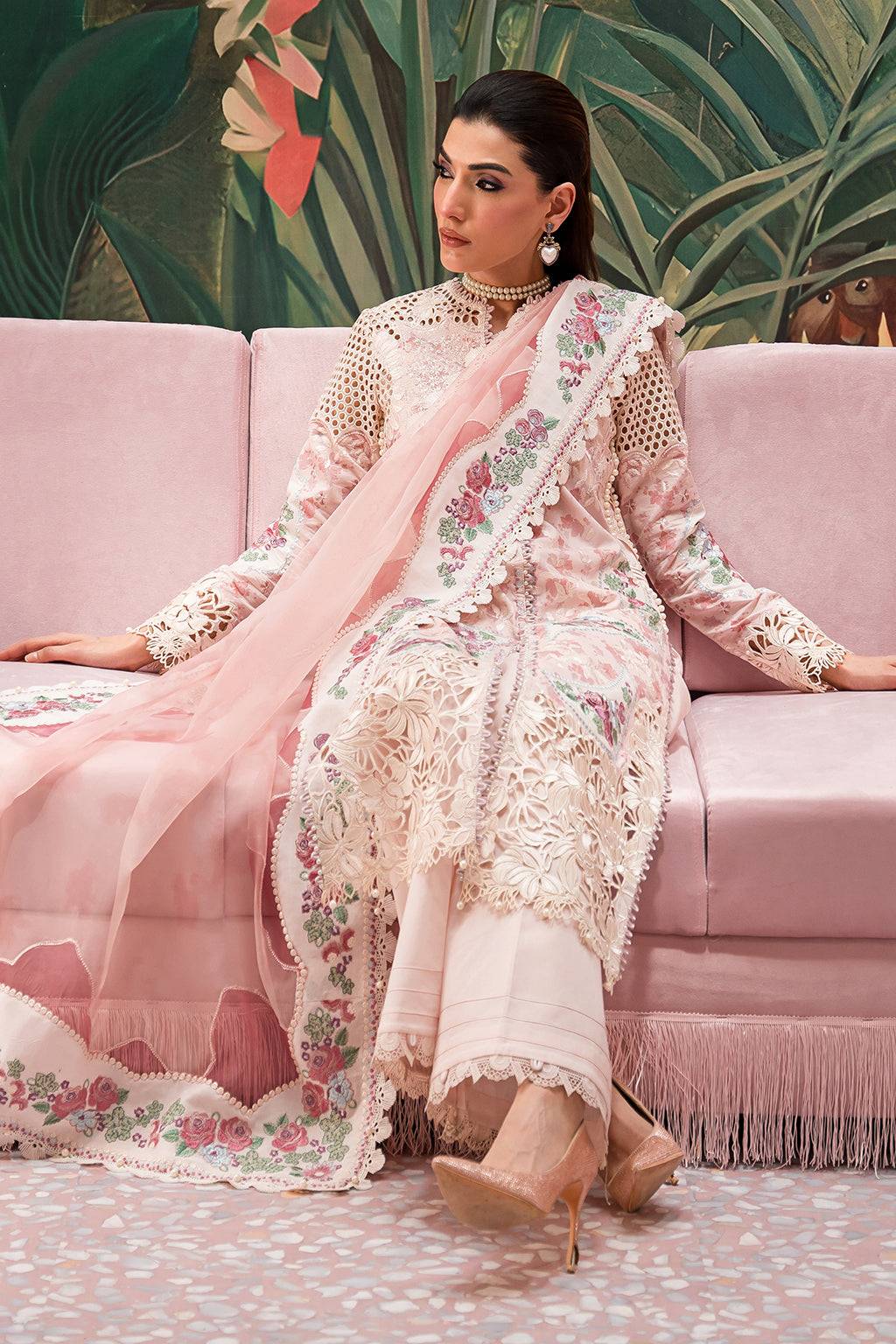 Afrozeh | The Pinted Grden Lawn 24 | Daisy Dream - Pakistani Designer Dress - by Afrozeh | Type: Luxury - 100% Original at Saira Sultan