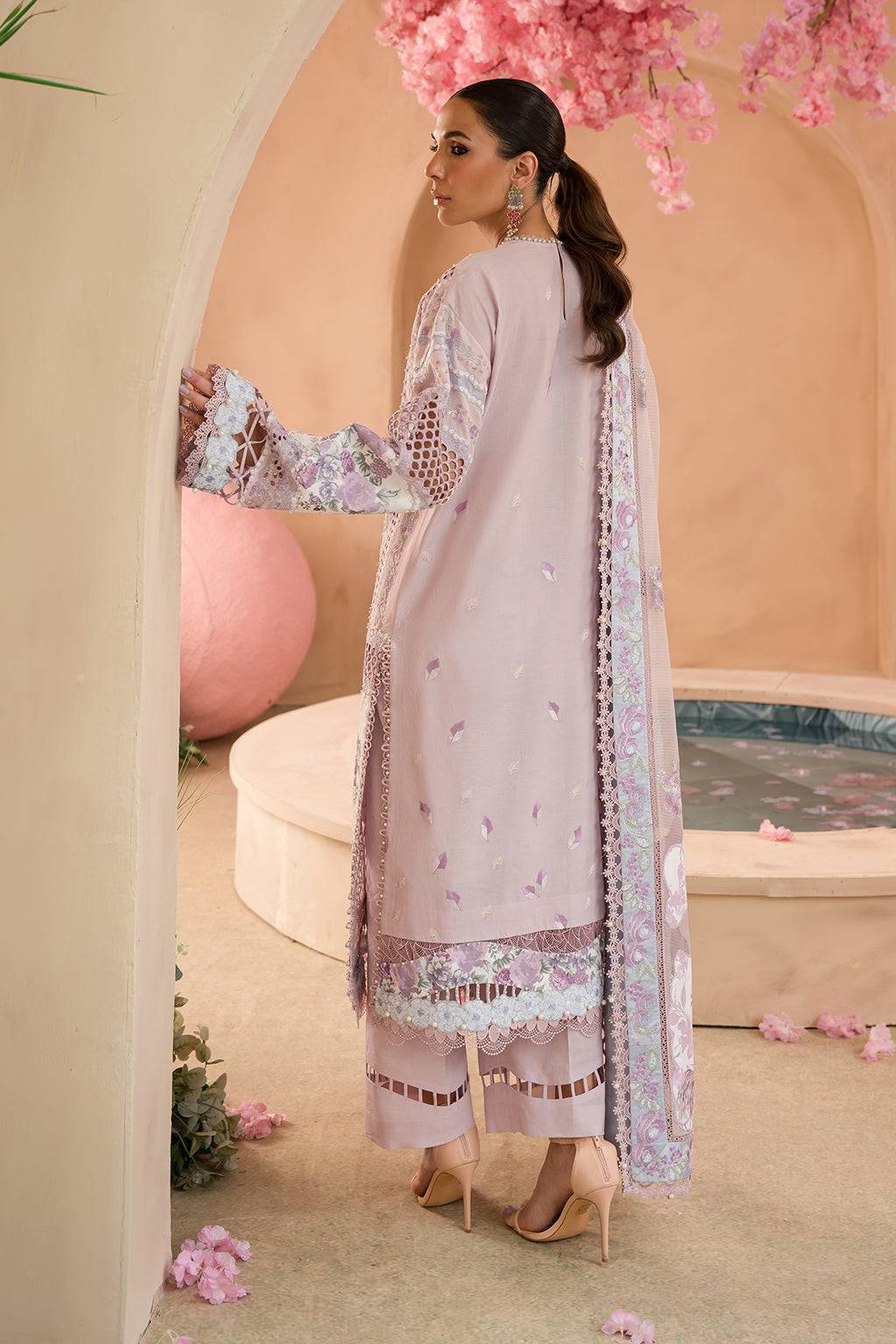 Afrozeh | The Pinted Grden Lawn 24 | Honeysuckle - Pakistani Designer Dress - by Afrozeh | Type: Luxury - 100% Original at Saira Sultan