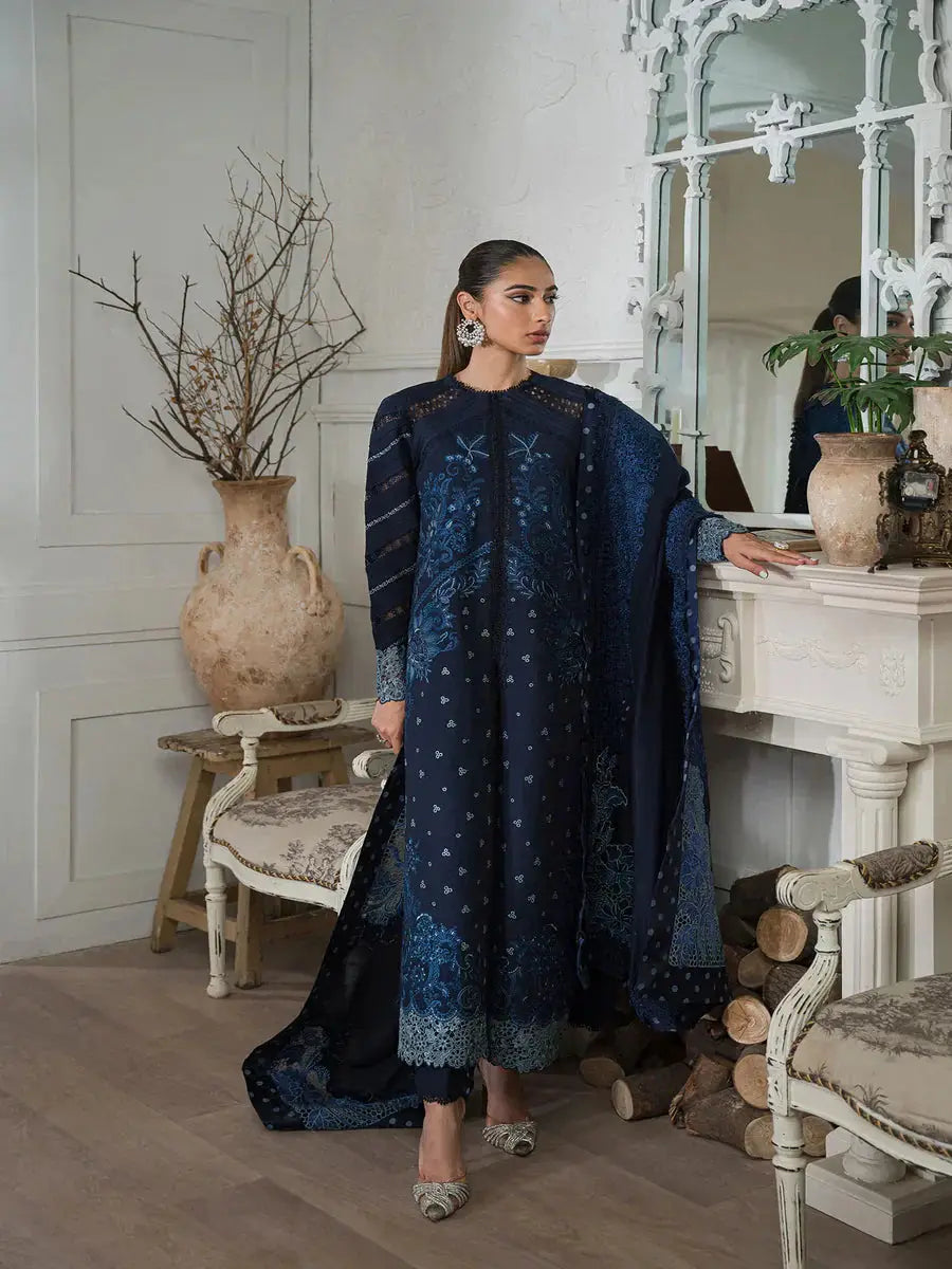 Maryum Hussain | Laani Luxury Pret | Camile - Pakistani Designer Dress - by Maryam Hussain | Type: Luxury - 100% Original at Saira Sultan