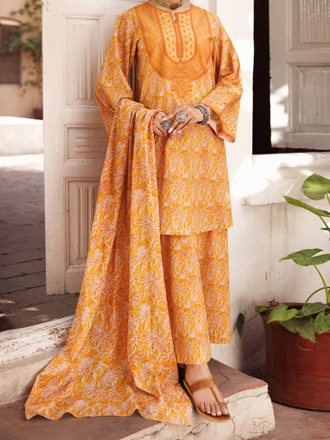 Almirah | Traditional Tale | ALP-3PS-2131 XS Champagne Gold Lawn