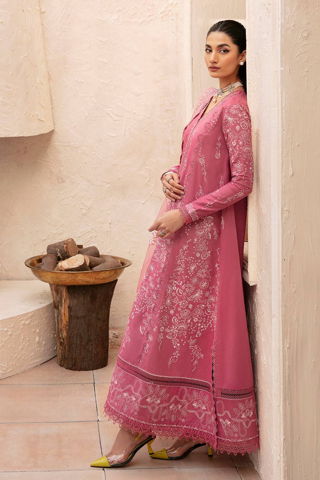 Afrozeh | Cascade Luxury Lawn 24 | Aurelia - Pakistani Designer Dress - by Afrozeh | Type: Luxury - 100% Original at Saira Sultan