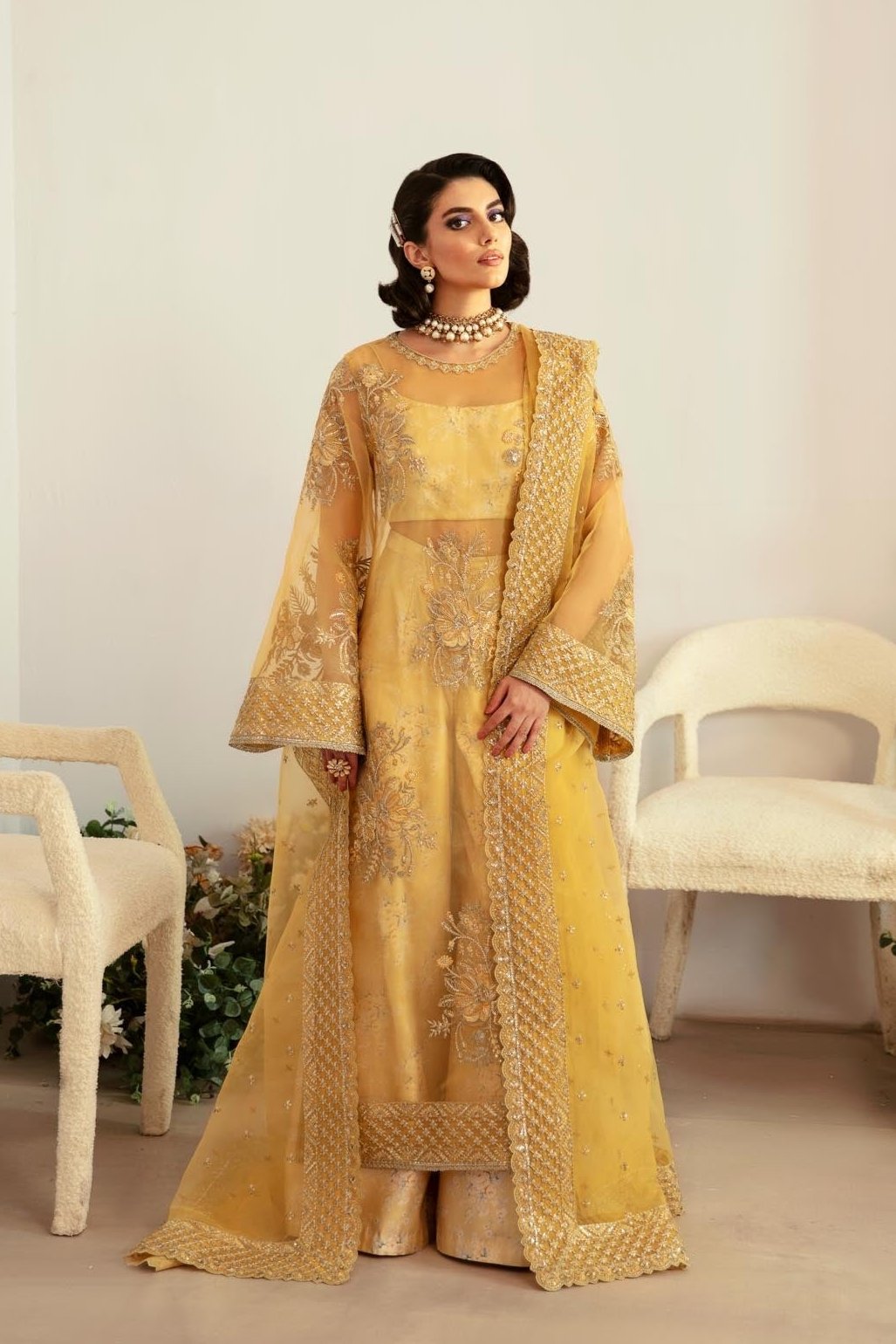 Akbar Aslam | Velora Formal Pret | Fawn XS Golden Organza