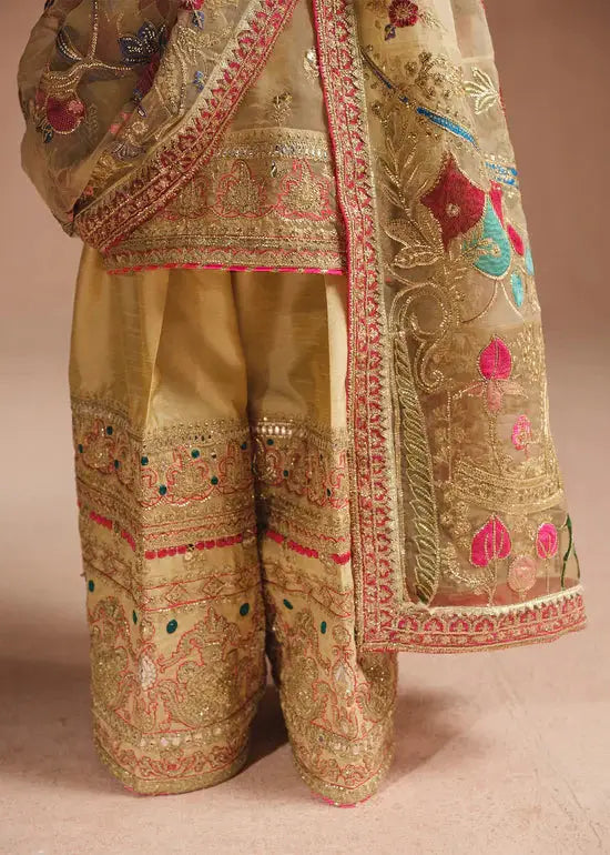 Ali Xeeshan | Prime Time Formals | Taanpura - Pakistani Designer Dress - by Ali Xeeshan | Type: Bridal - 100% Original at Saira Sultan