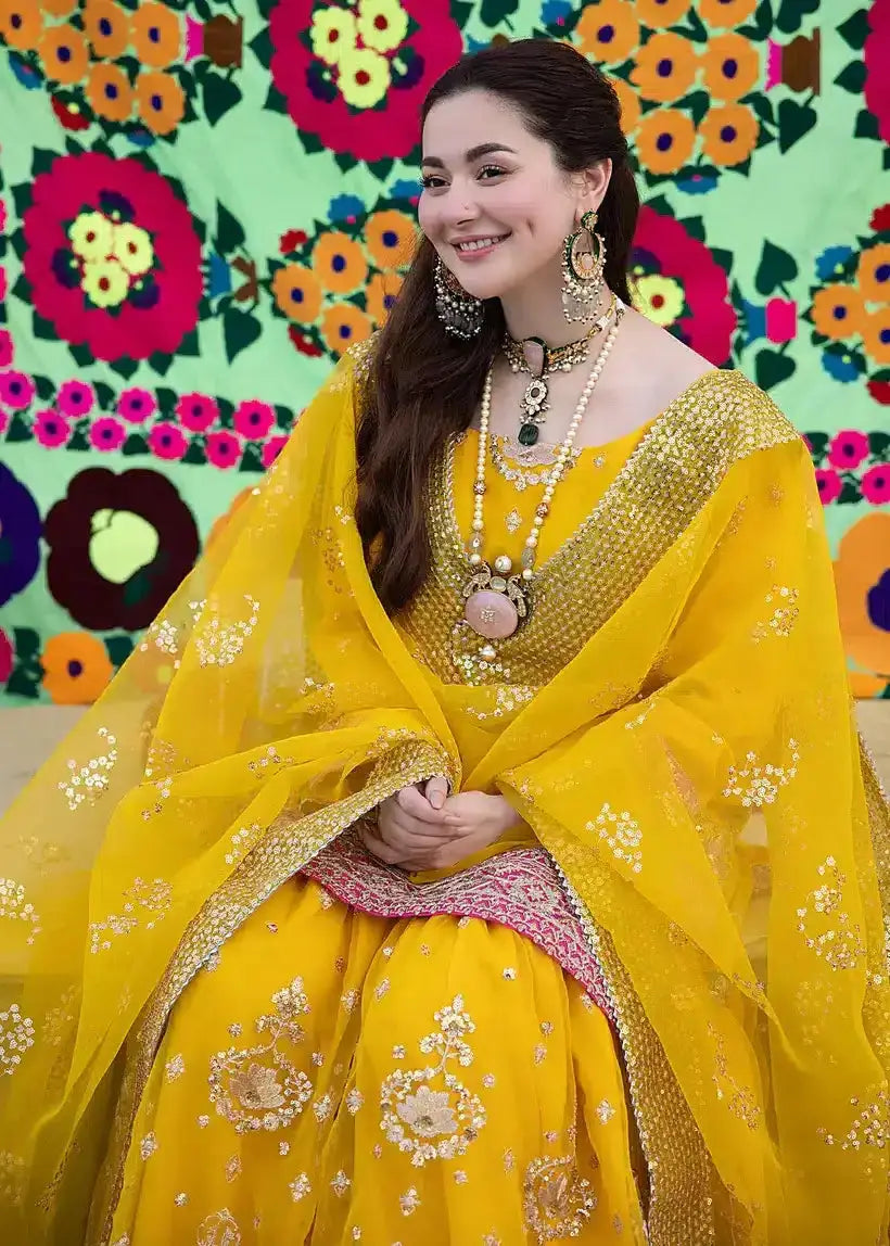 Ali Xesshan | Bhaag Lagay Rain | BUTTERCUP LP-003 - Pakistani Designer Dress - by Ali Xeeshan | Type: Formal - 100% Original at Saira Sultan