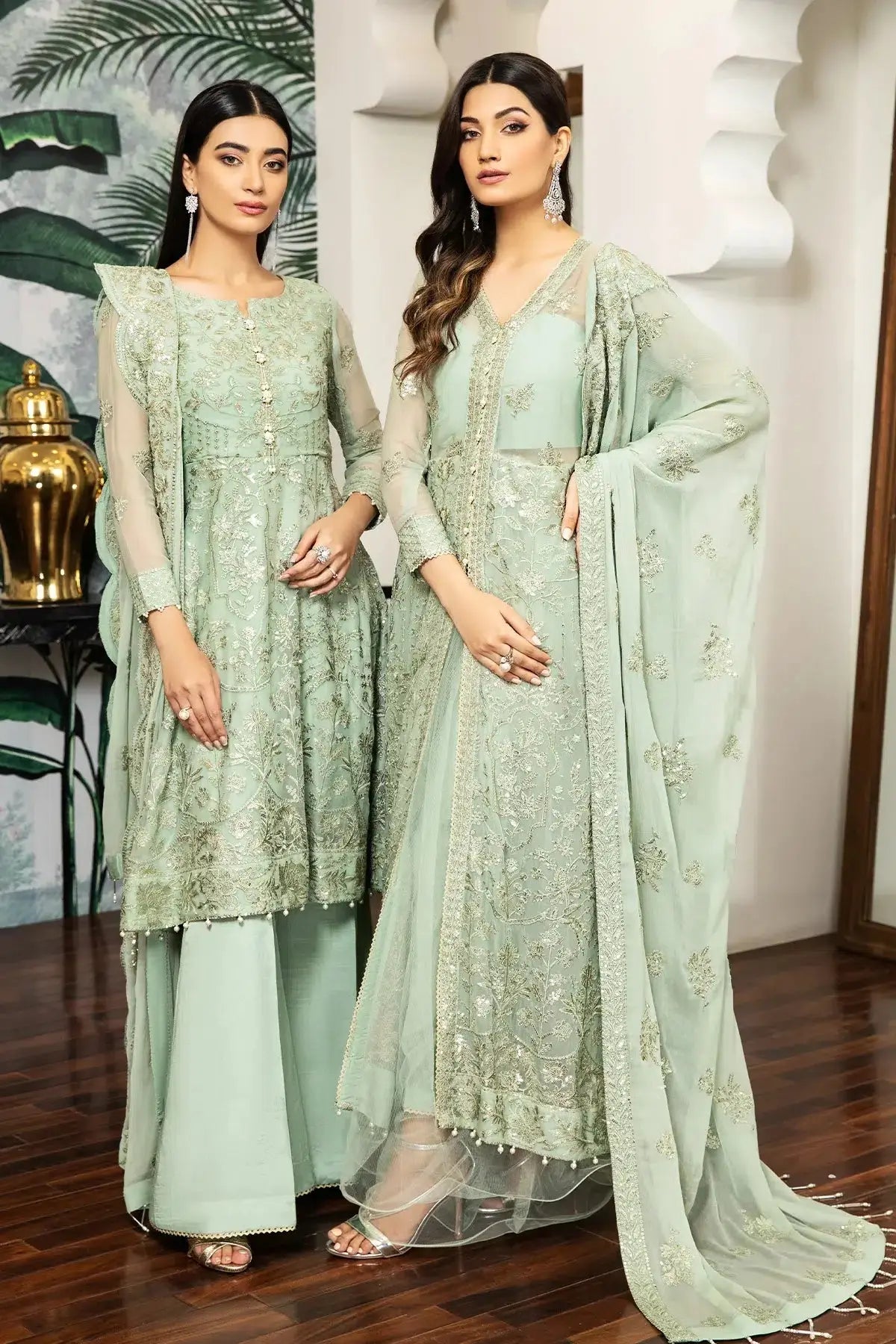 Alizeh | Formals Collection | Saphir - Pakistani Designer Dress - by Zarif | Type: Formal - 100% Original at Saira Sultan