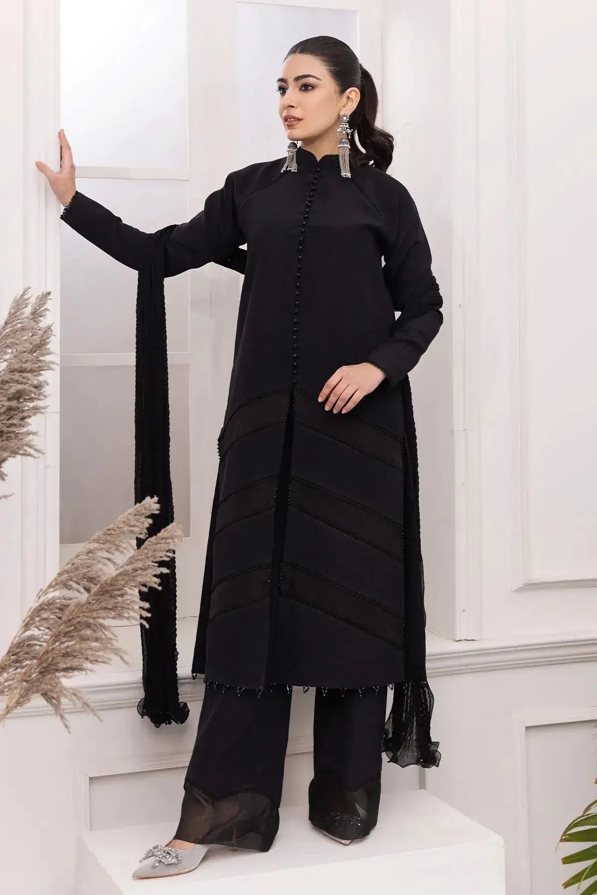 Alizeh | Formals Collection | Black Dress 3 piece - RTW1004 - Pakistani Designer Dress - by Alizeh | Type: Formal - 100% Original at Saira Sultan