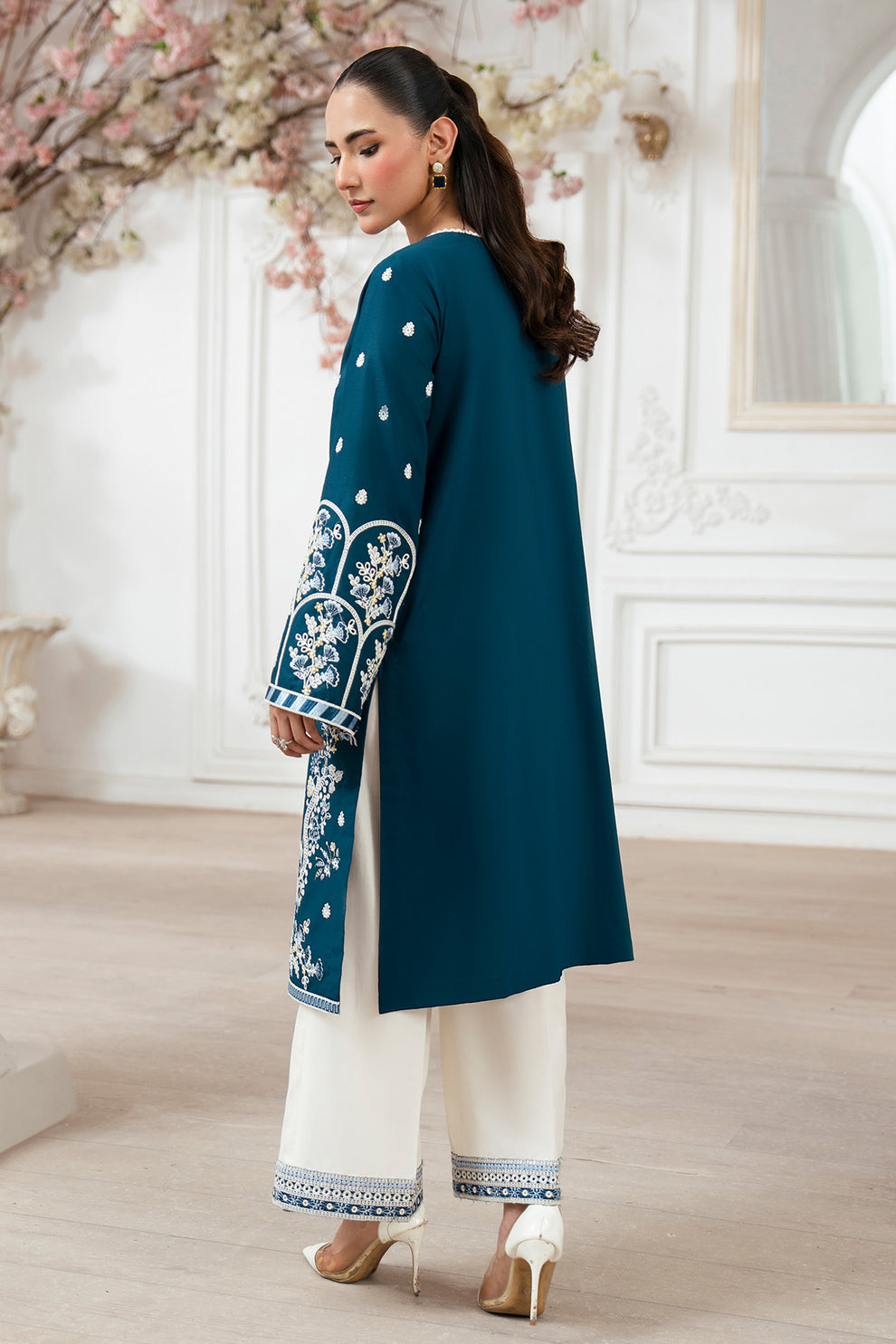 Imrozia Premium | Kianna Casuals | SP-79 Ishana - Pakistani Designer Dress - by Imrozia Premium - Type : Ladies Clothes - 100% Original at Saira Sultan