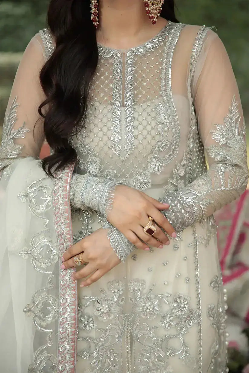 Avyana | Surmaya Wedding Formals 23 | Mizuki - Pakistani Designer Dress - by Avyana | Type: Formal - 100% Original at Saira Sultan