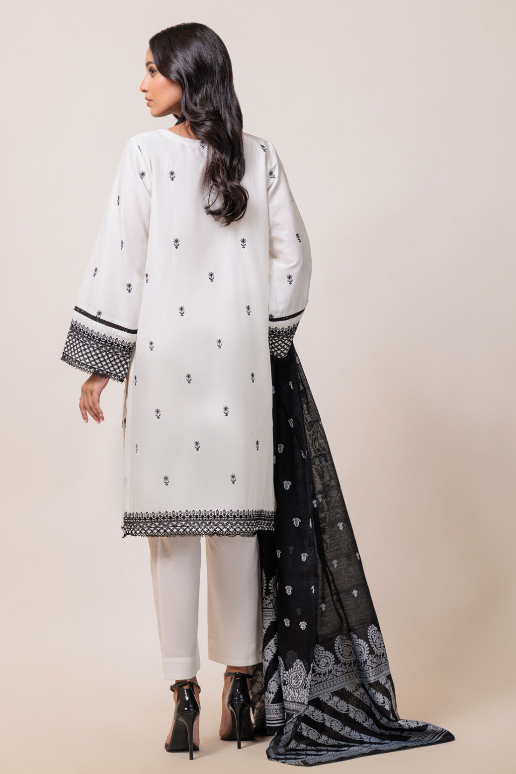Bonanza Satrangi | White Cambric 3 Piece (BPS6243P20) 16 White