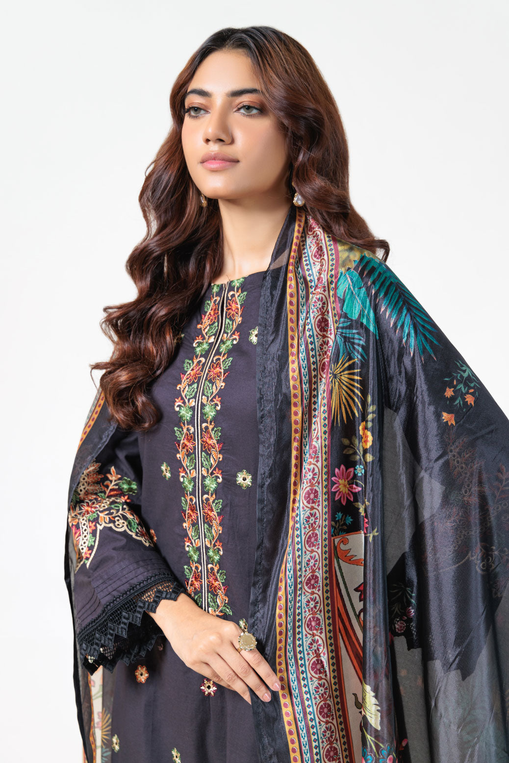 Bonanza Satrangi | Black Cambric 3 Piece (BS5243P15) 10 Black