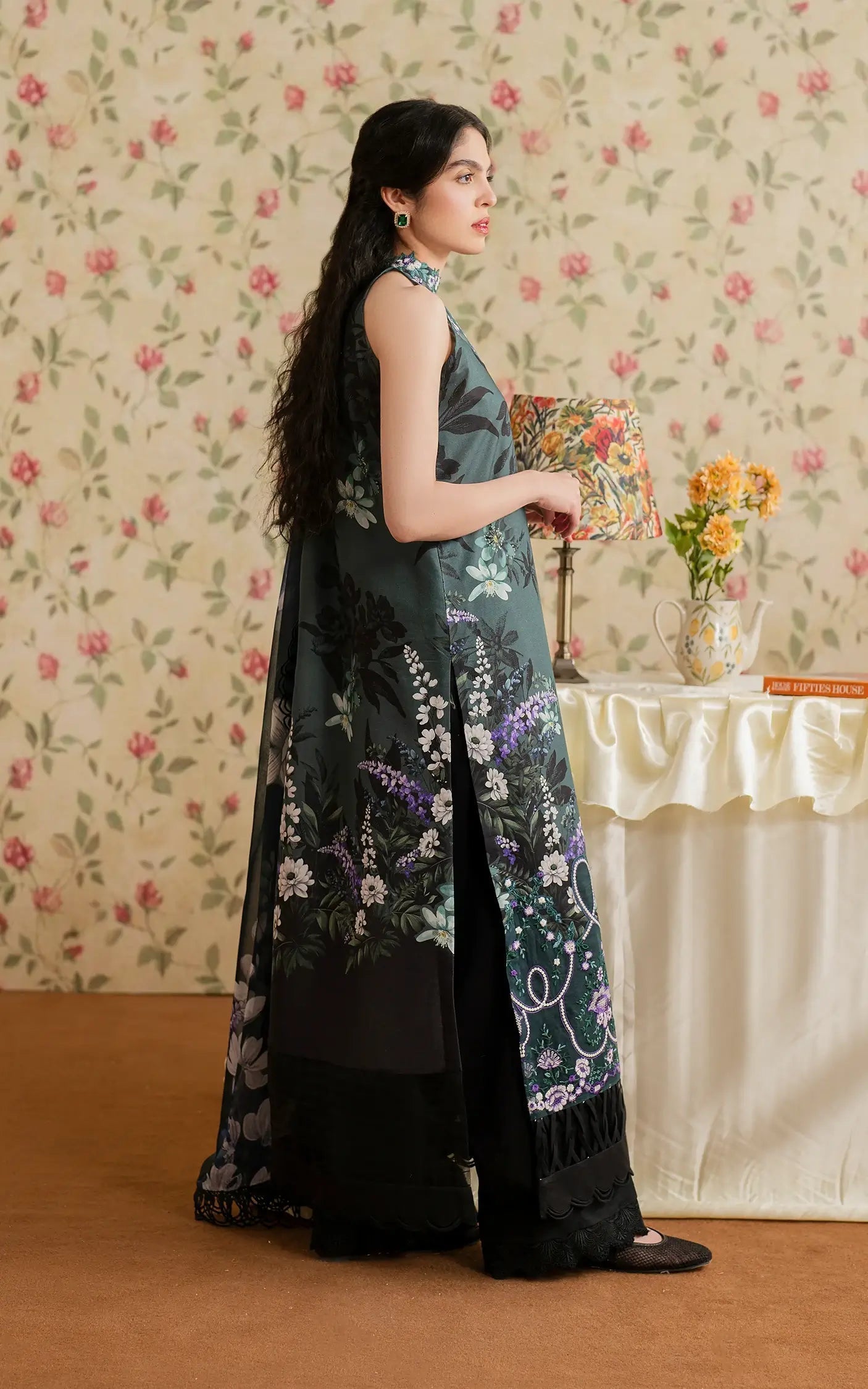 Asifa and Nabeel | Meraki Vintage 25 | Chandi Raatain (MVL25-12) S Black Lawn