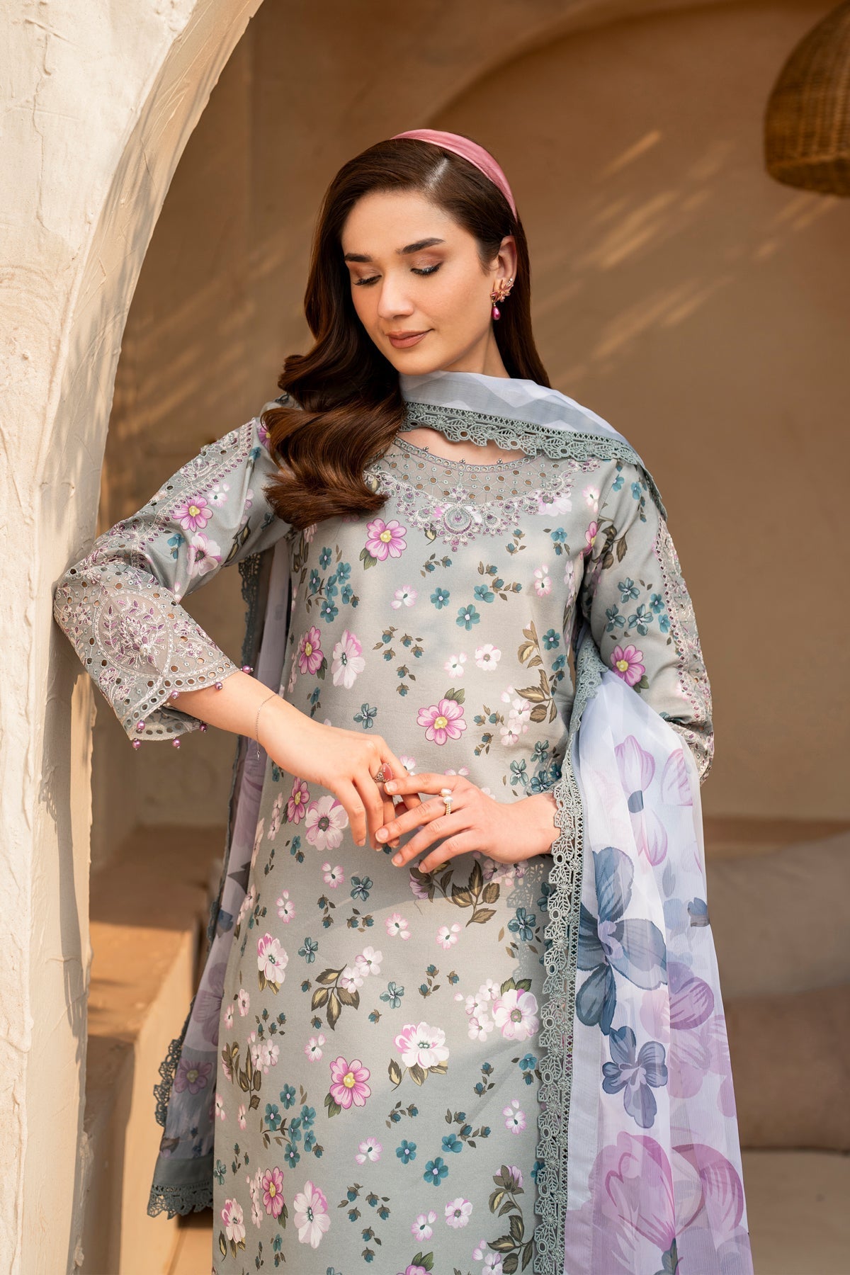 Alizeh | Levana Lawn | Cinder L Mouse Gray Lawn