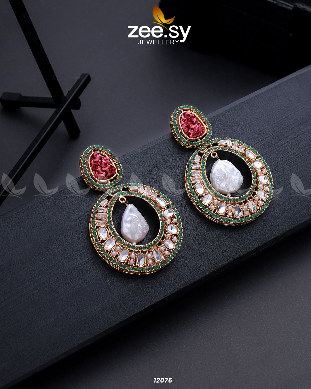 Cluster Zircons Earrings Red