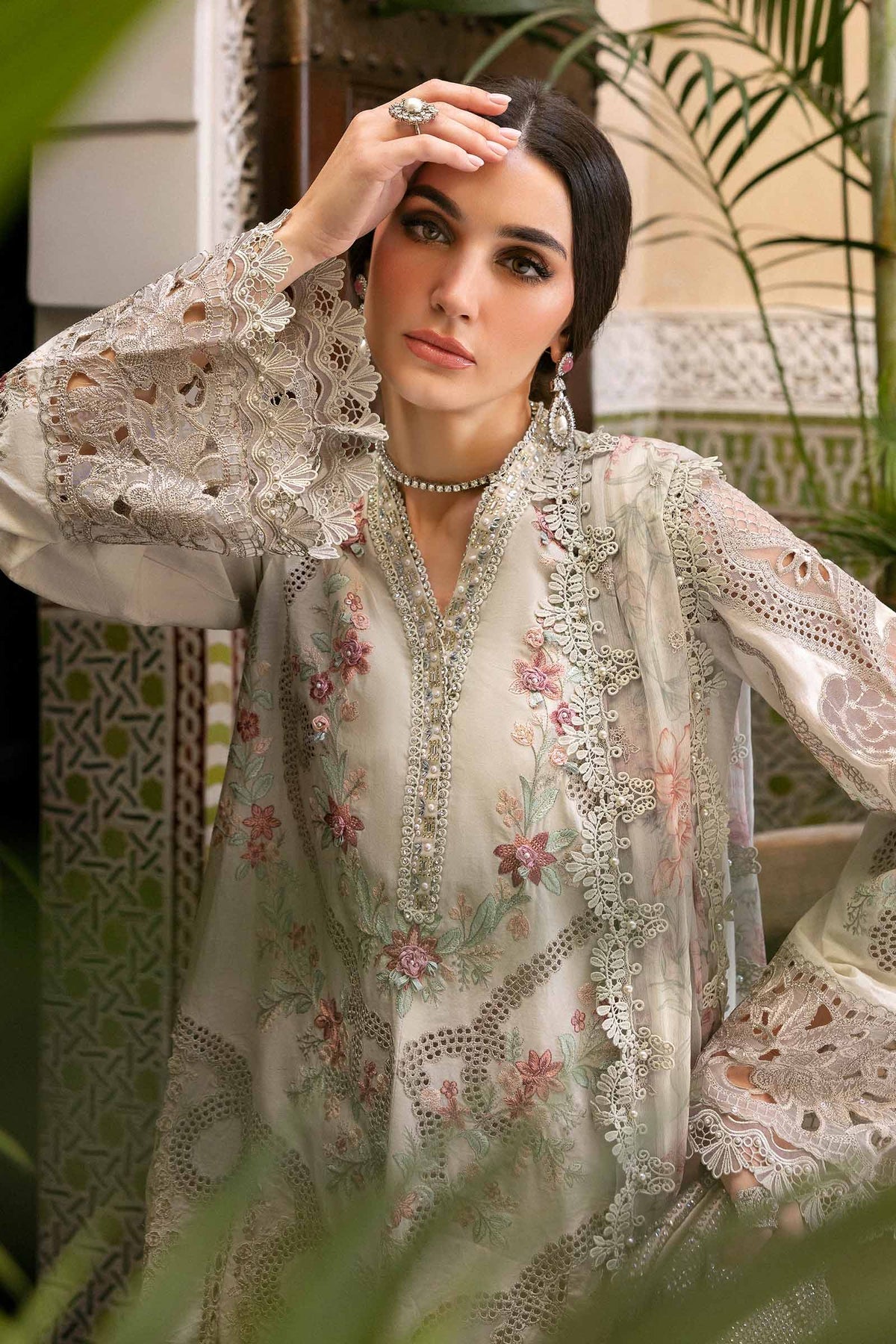 Maria B | Luxury Lawn 25 | D-2514-B M Beige Lawn