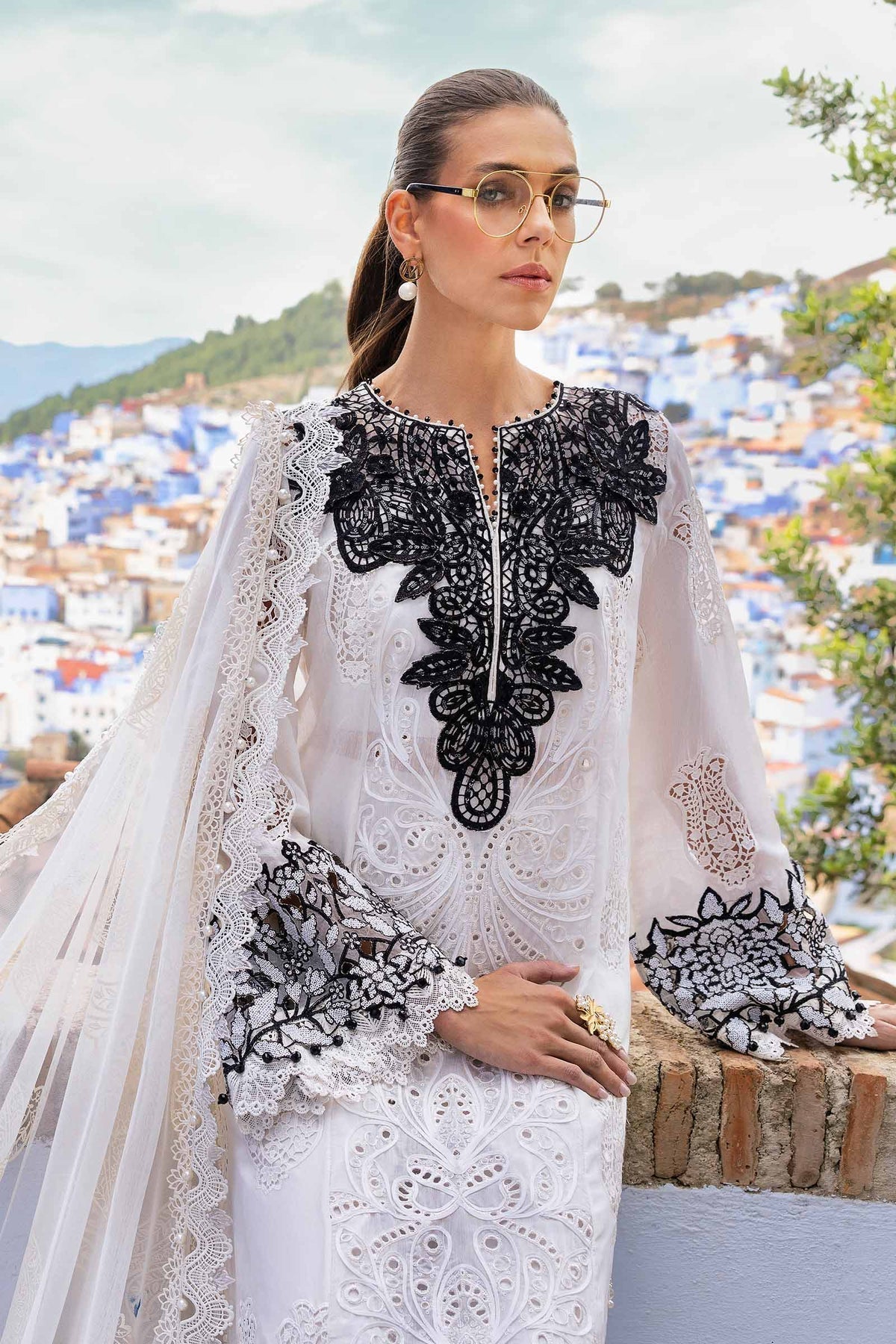 Maria B | Luxury Lawn 25 | D-2505-A L Off White Lawn