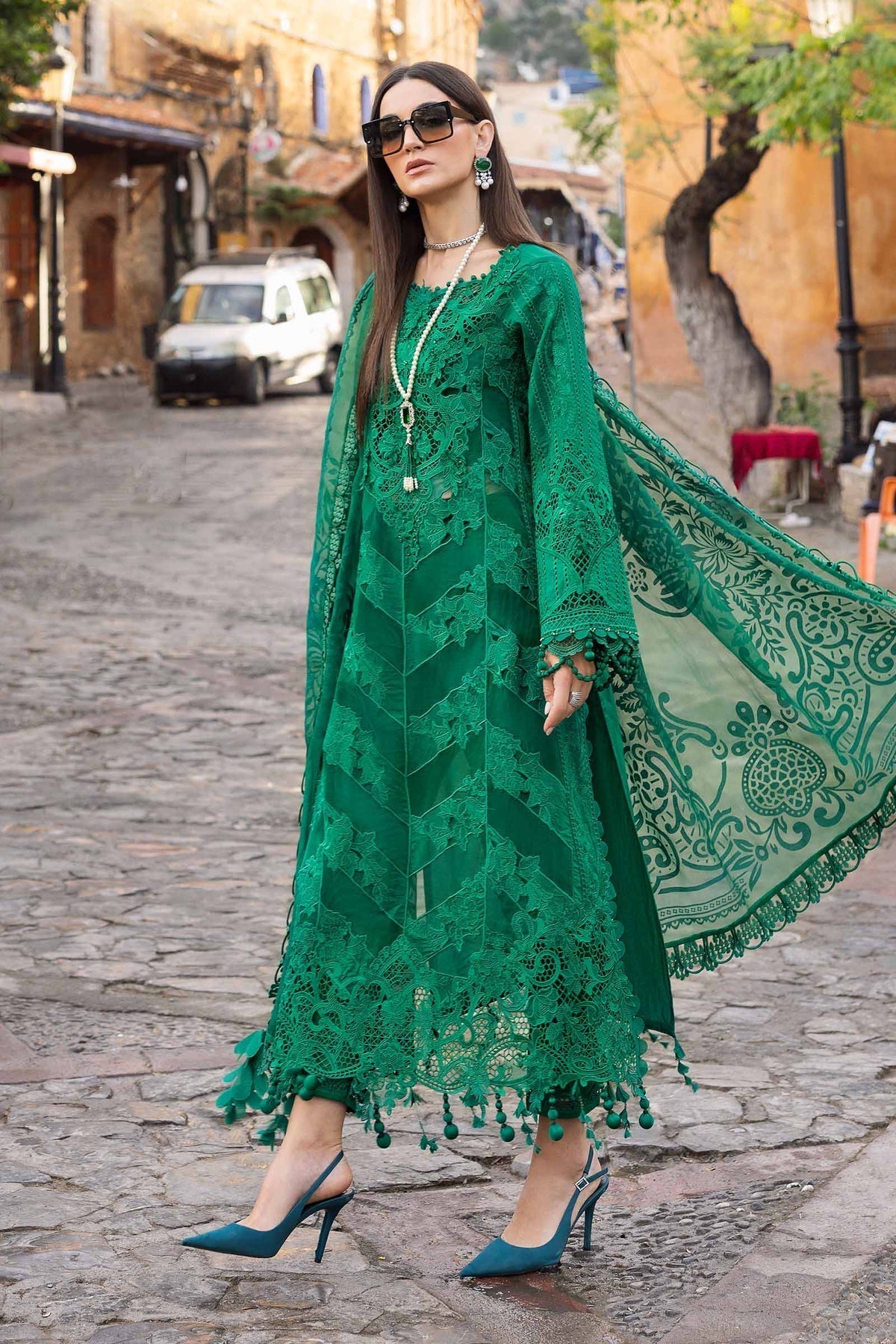 Maria B | Luxury Lawn 25 | D-2508-B S Emerald Green Lawn